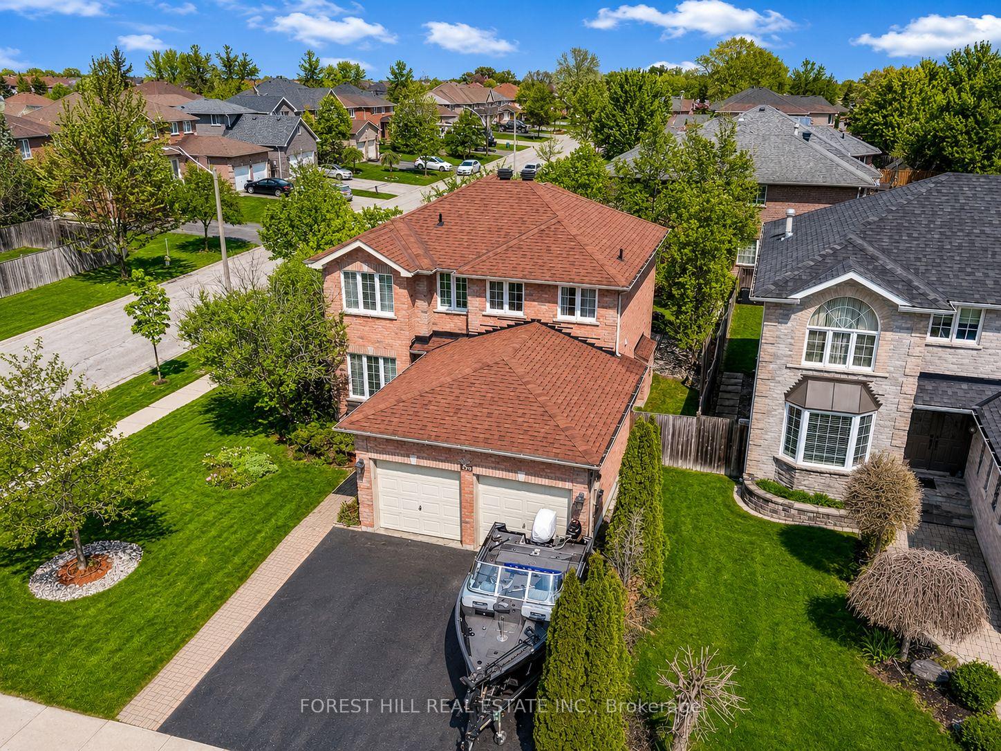 Photo 3 of 196 Sproule Drive, Barrie, Edgehill Drive — HOMEH