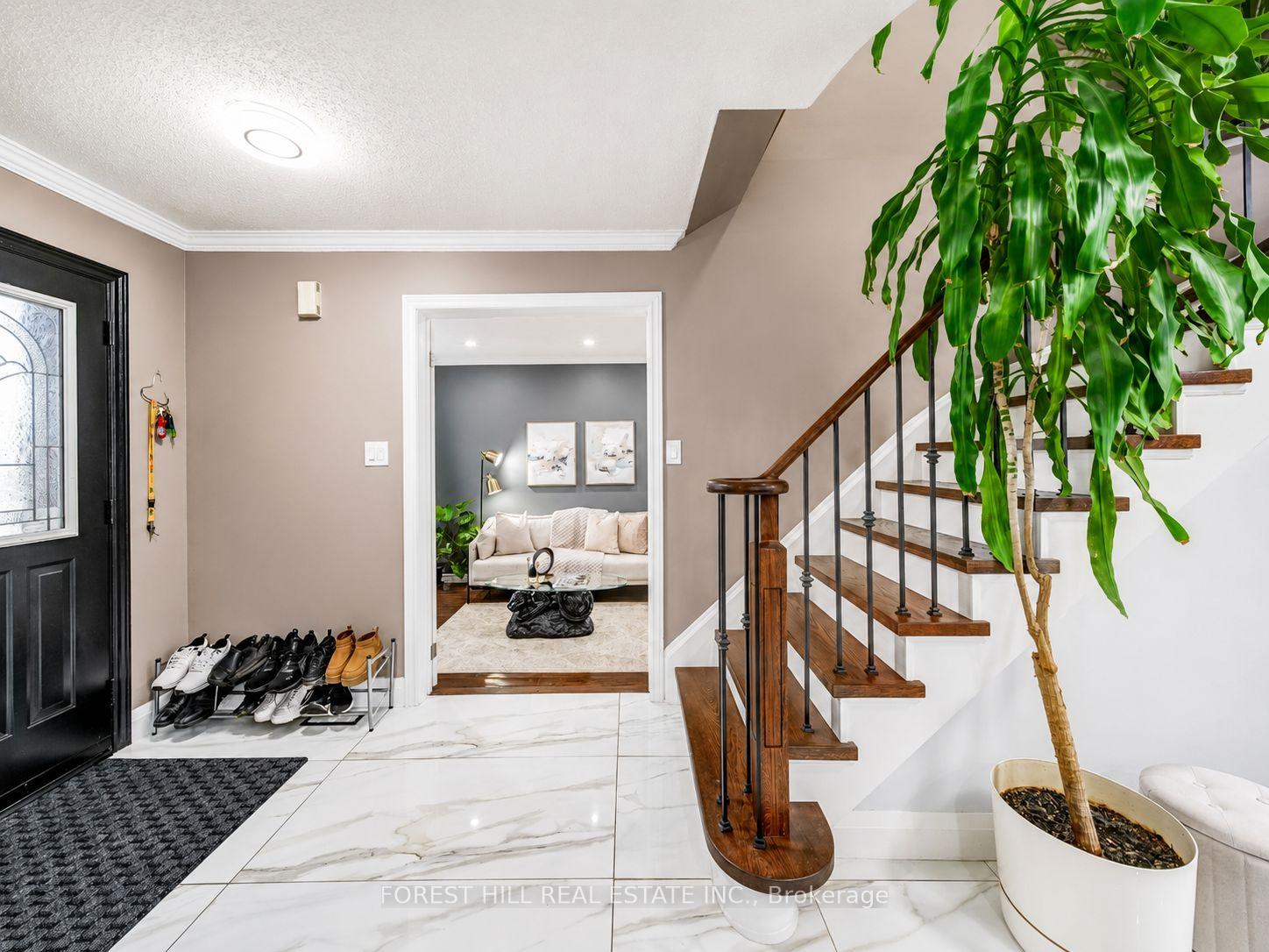 Photo 5 of 196 Sproule Drive, Barrie, Edgehill Drive — HOMEH