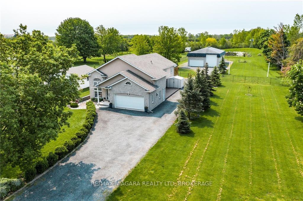 Photo of 1487 Barron Road