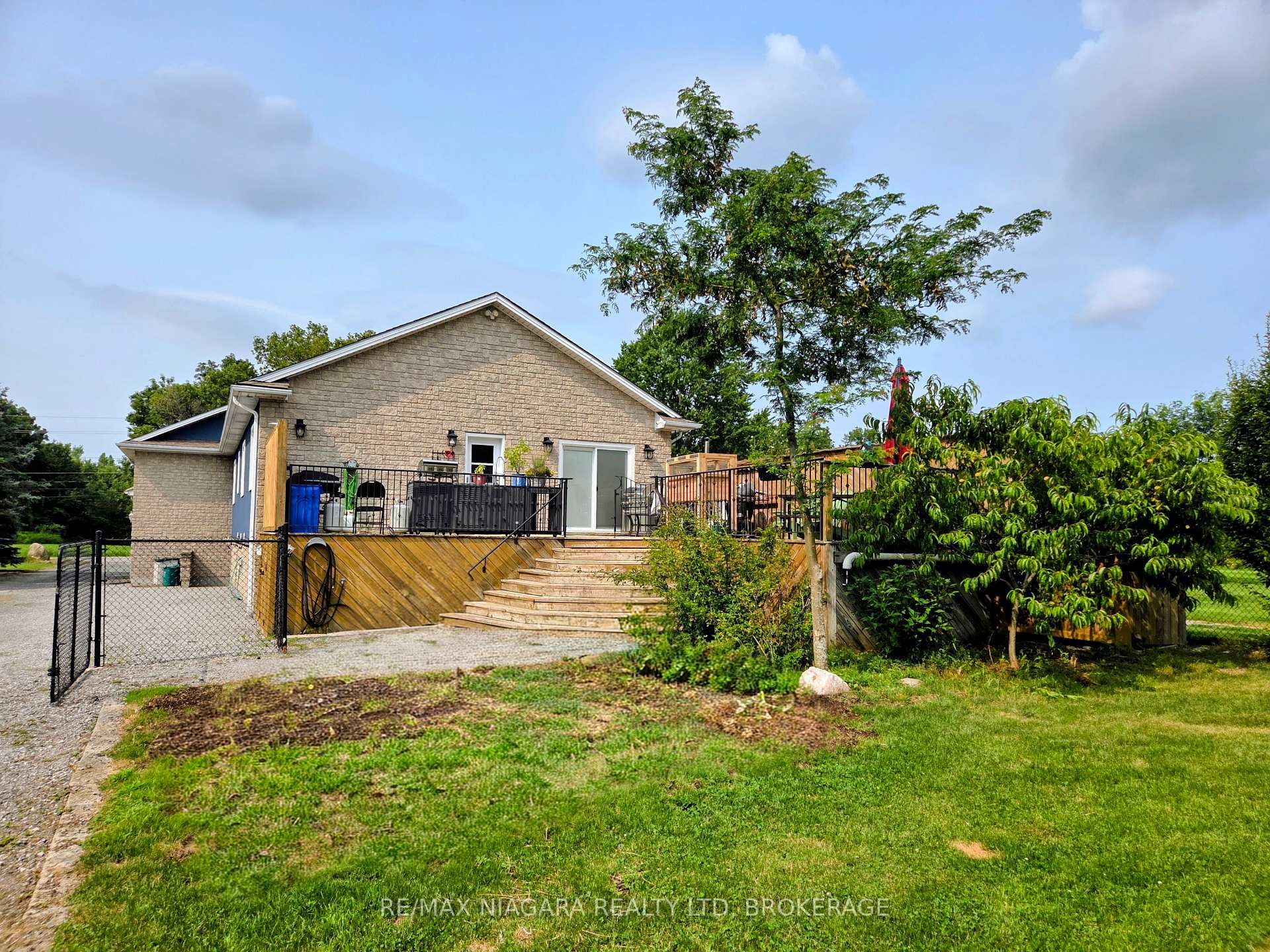 Photo 38 of 1487 Barron Road, Thorold, Port Robinson — HOMEH