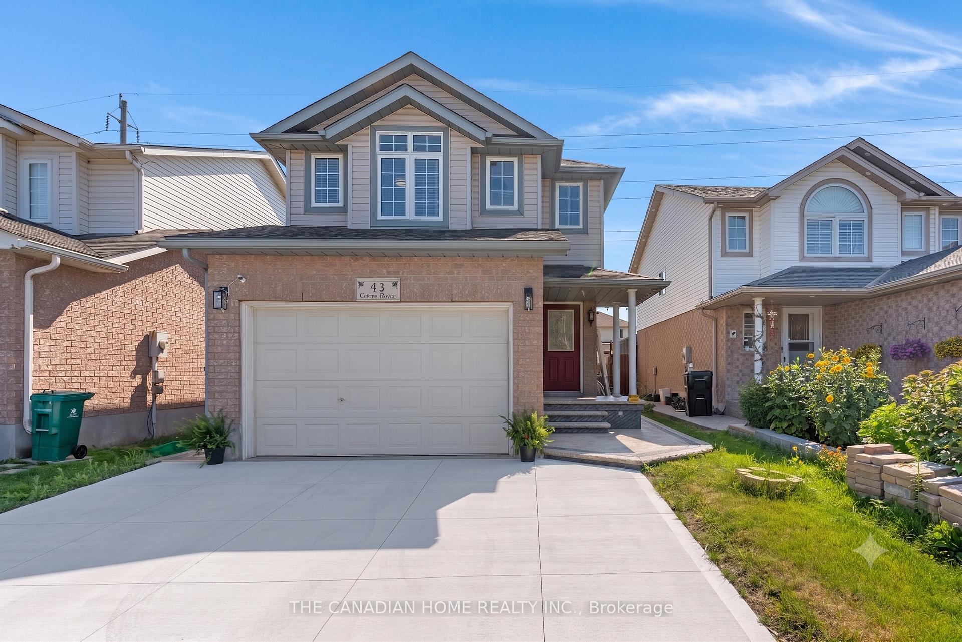 Photo 2 of 43 Cotton Grass St Street, Kitchener, Larentian West — HOMEH