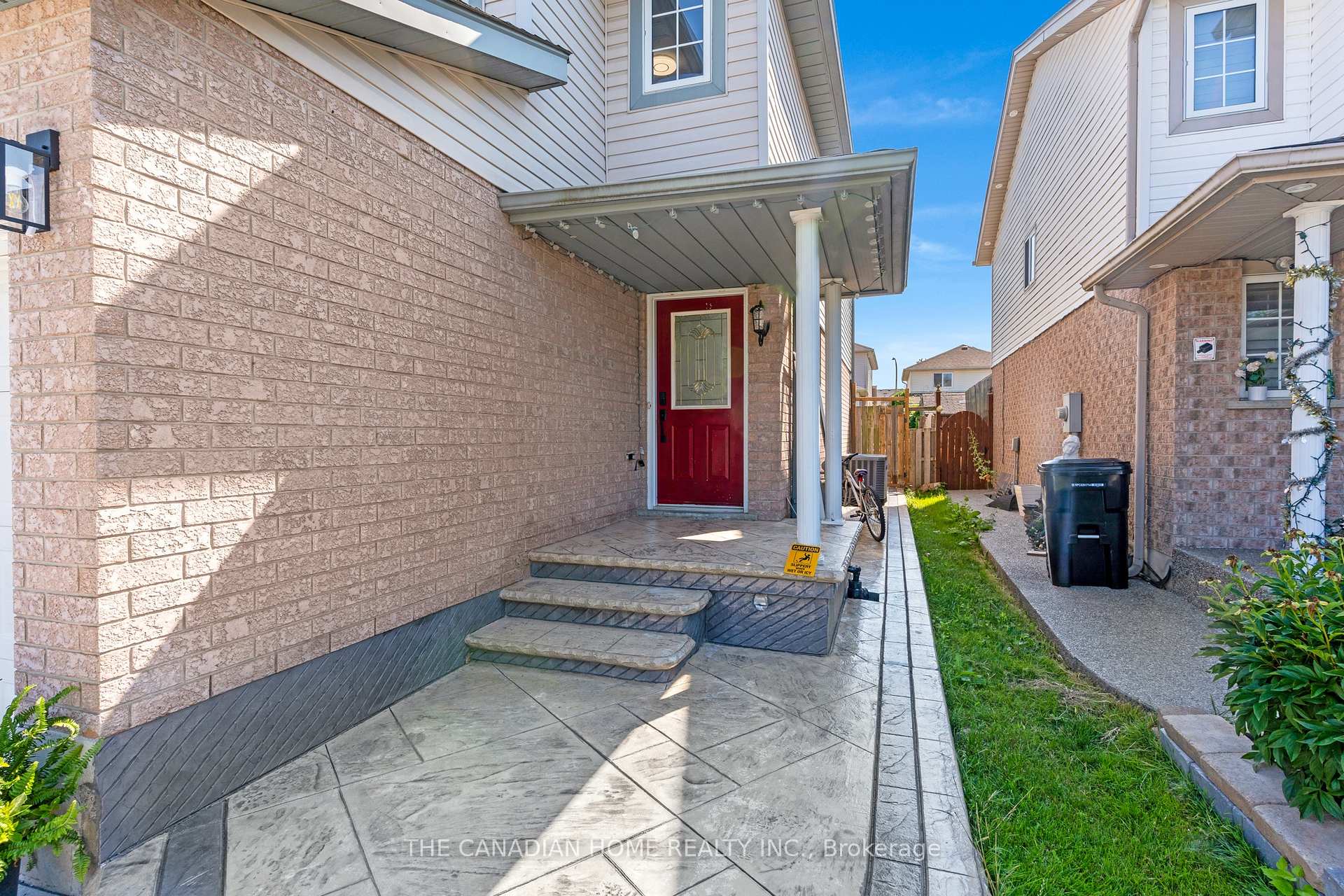 Photo 5 of 43 Cotton Grass St Street, Kitchener, Larentian West — HOMEH