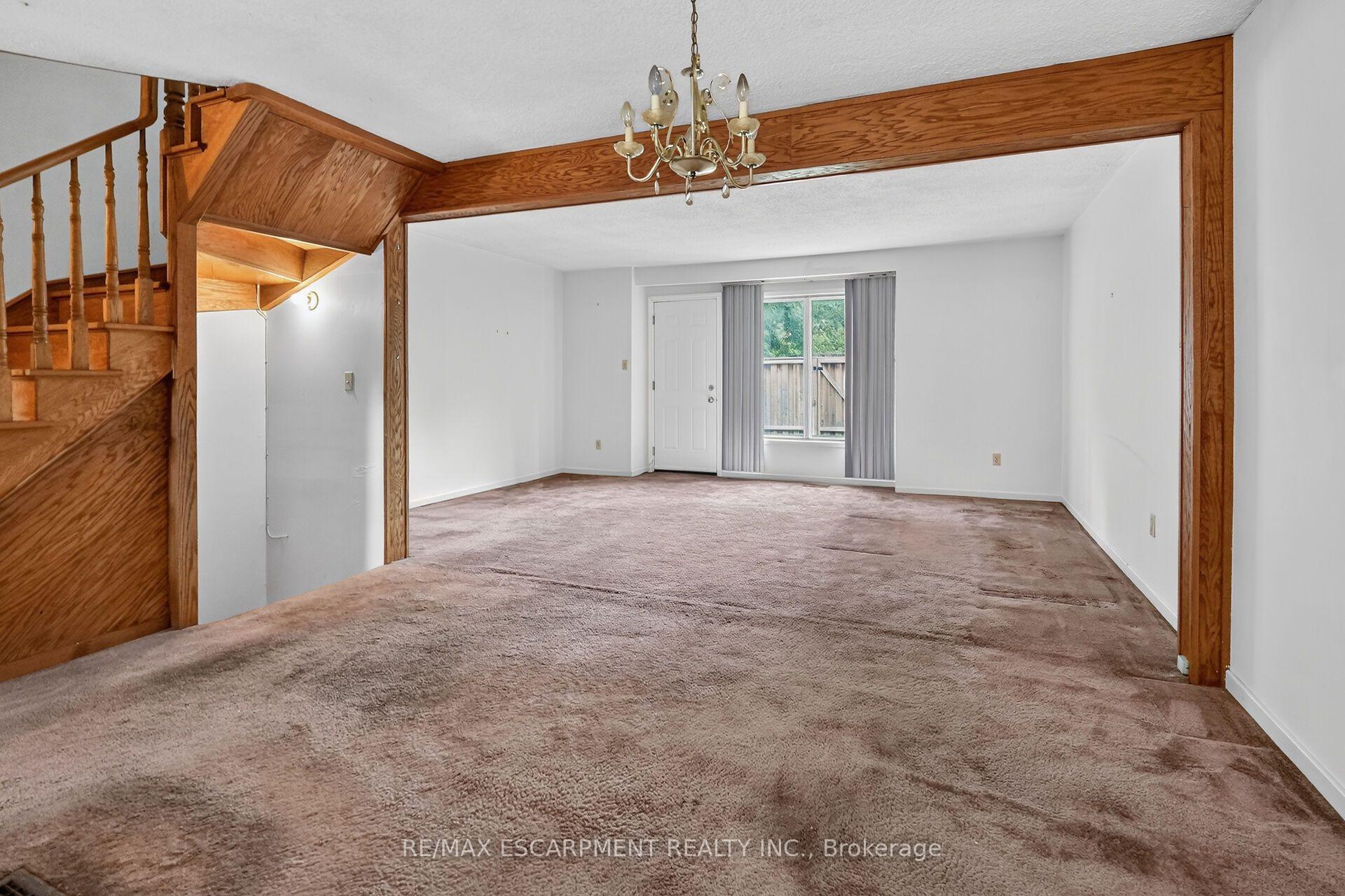 Photo 9 of Unit 50, 125 Bonaventure Drive, Hamilton, Gilbert — HOMEH