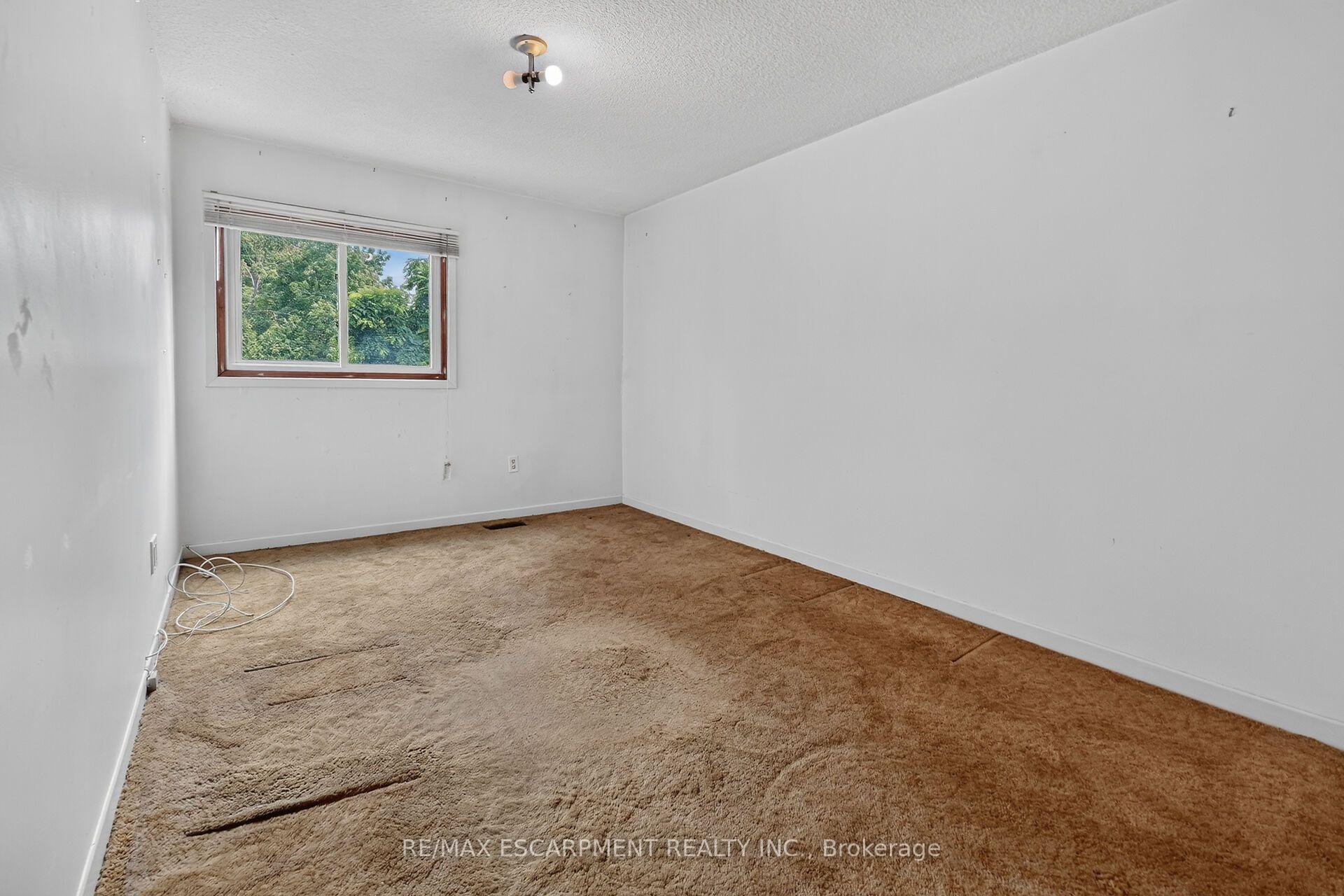 Photo 16 of Unit 50, 125 Bonaventure Drive, Hamilton, Gilbert — HOMEH