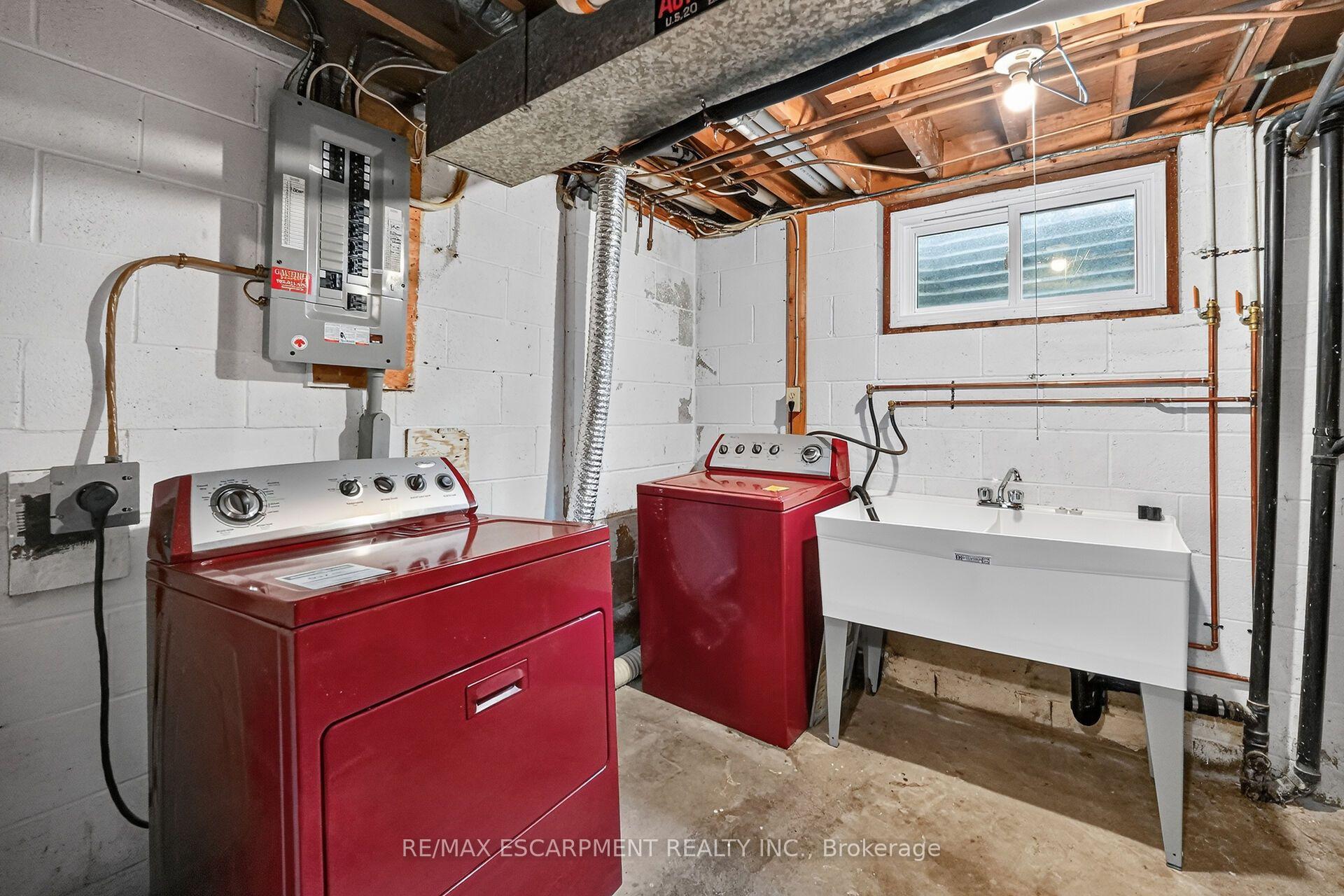 Photo 22 of Unit 50, 125 Bonaventure Drive, Hamilton, Gilbert — HOMEH