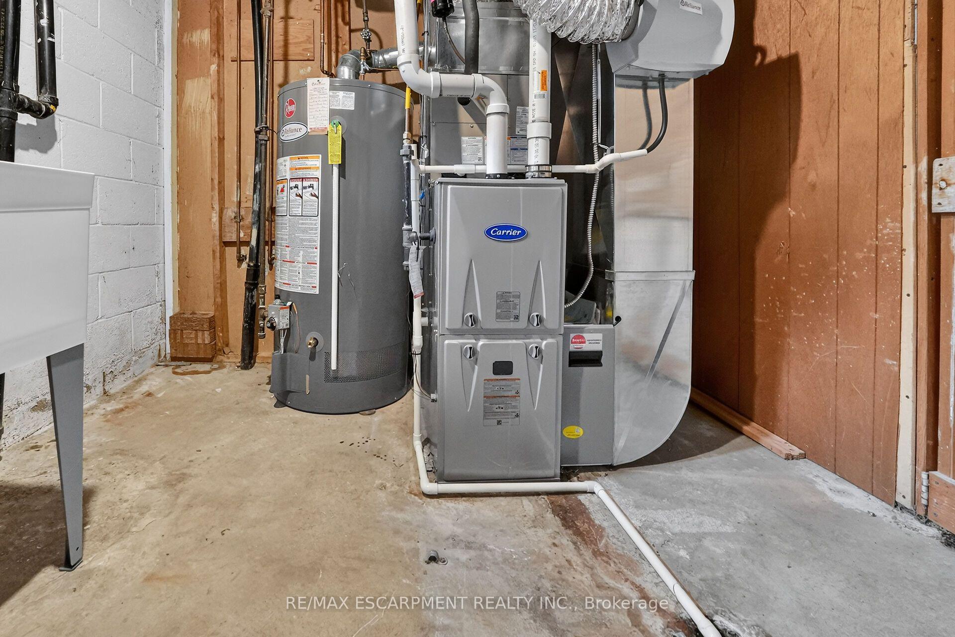 Photo 23 of Unit 50, 125 Bonaventure Drive, Hamilton, Gilbert — HOMEH