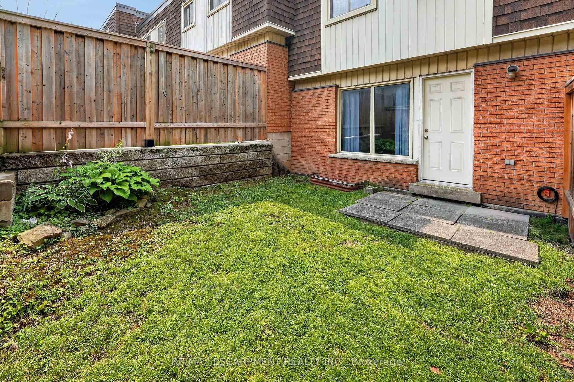 Photo 26 of Unit 50, 125 Bonaventure Drive, Hamilton, Gilbert — HOMEH