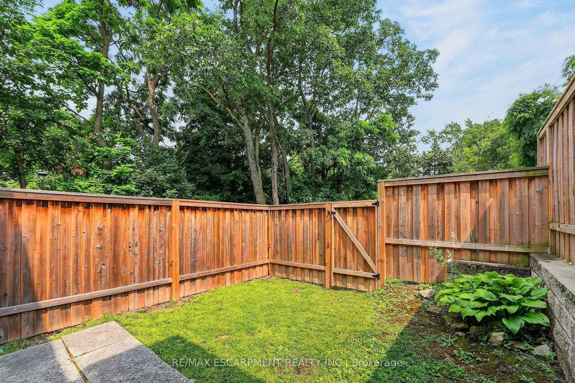 Photo 28 of Unit 50, 125 Bonaventure Drive, Hamilton, Gilbert — HOMEH