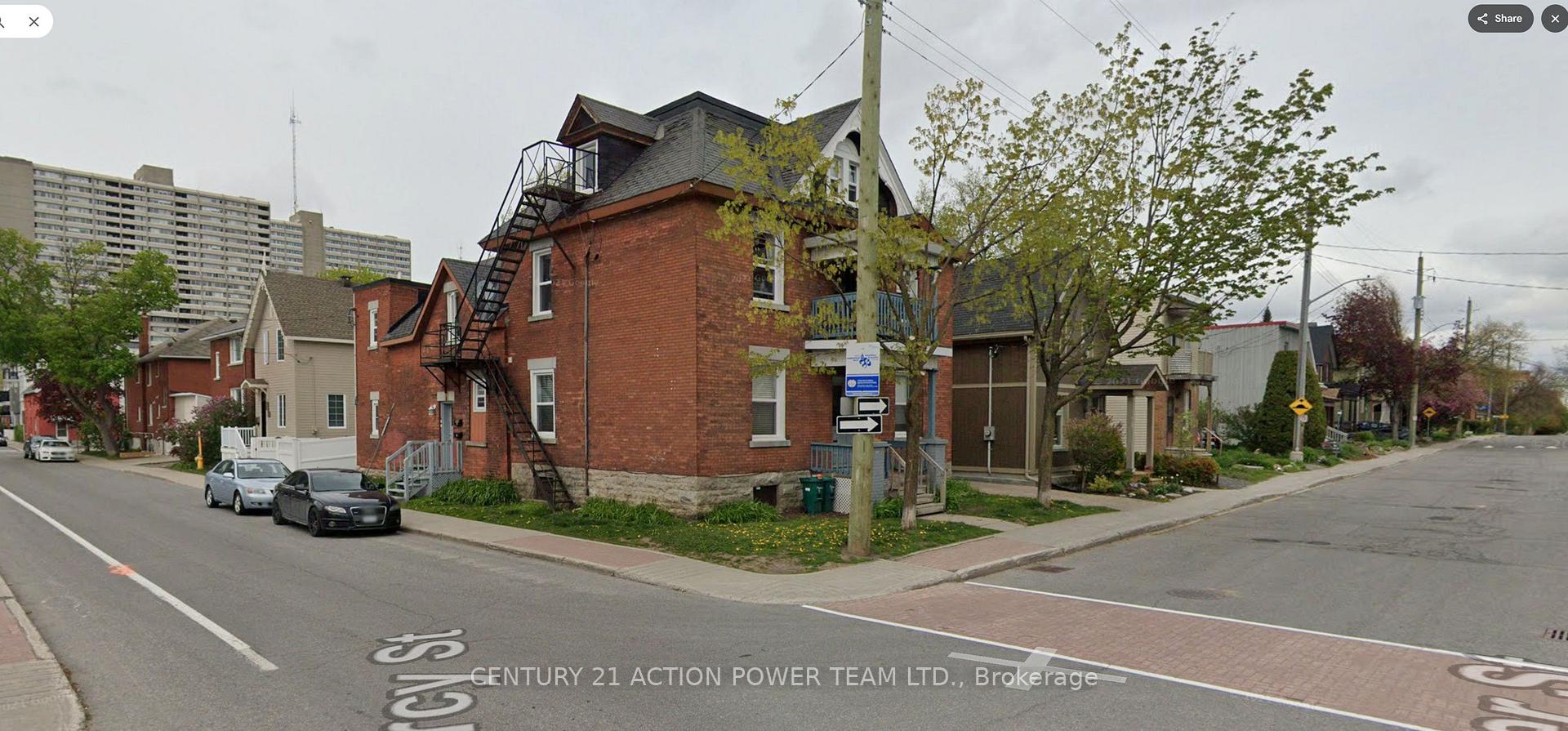 Photo 1 of Unit 1, 703 Cooper Street, Ottawa, Ottawa Centre — HOMEH