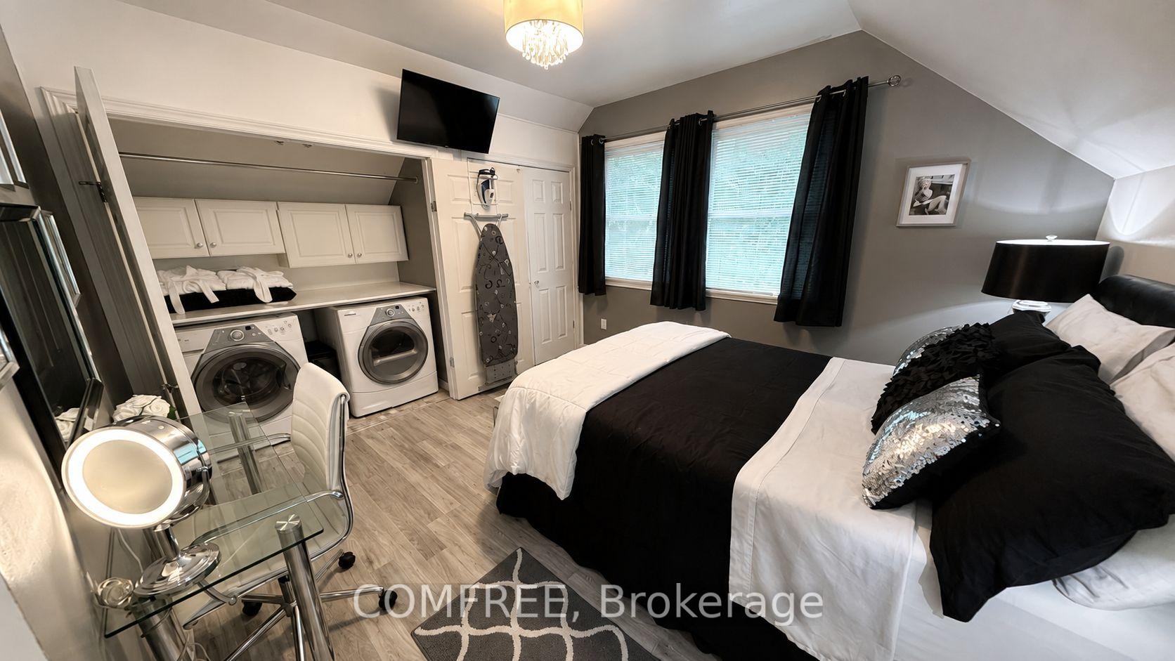 Photo 90 of 8950 Brown Road, Niagara Falls, Brown — HOMEH