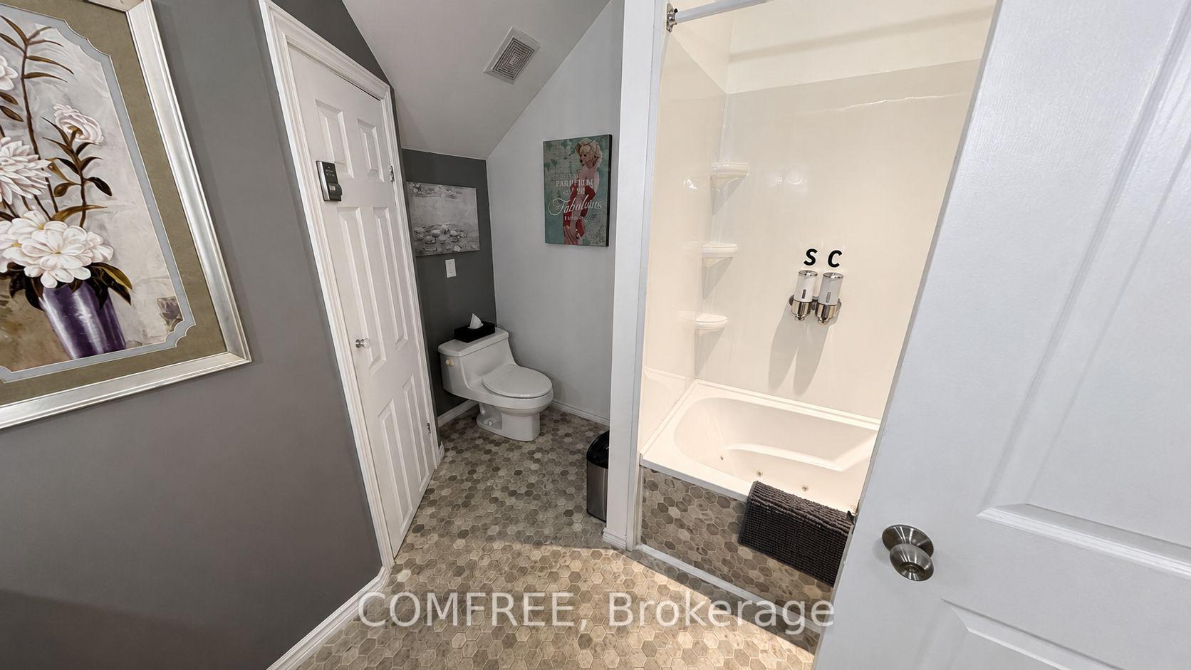 Photo 99 of 8950 Brown Road, Niagara Falls, Brown — HOMEH