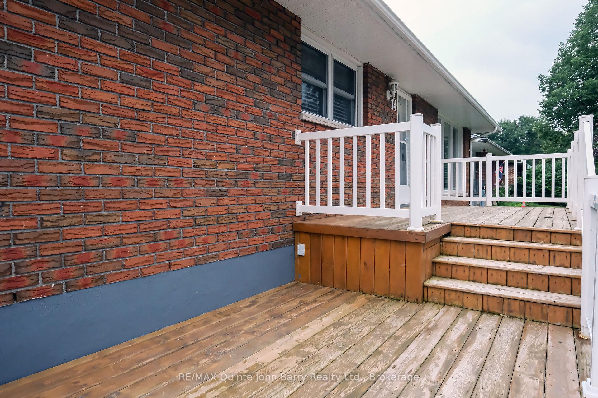 Photo 4 of 14 Gould Street, Quinte West, Trenton Ward — HOMEH