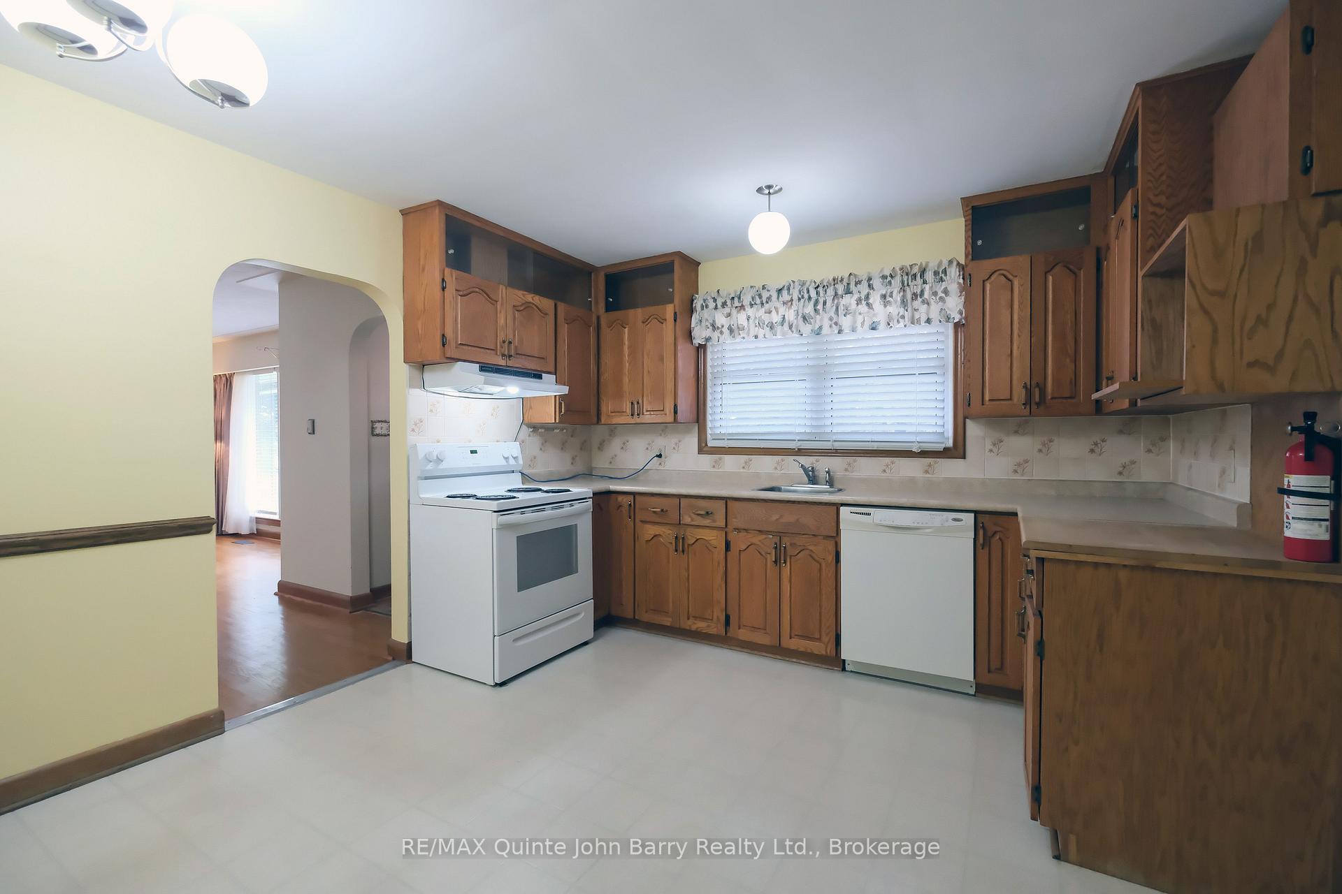 Photo 14 of 14 Gould Street, Quinte West, Trenton Ward — HOMEH