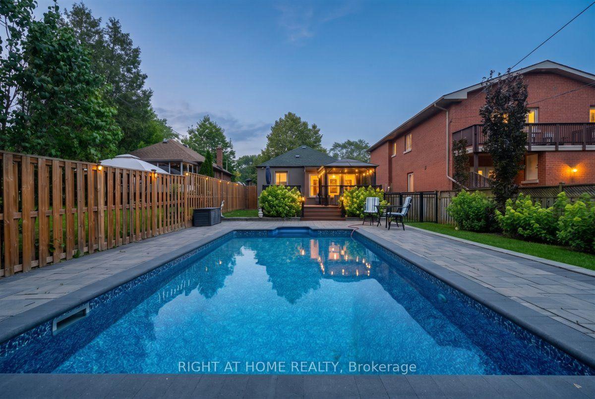 Photo 2 of 188 Queens Avenue, Etobicoke, Mimico — HOMEH