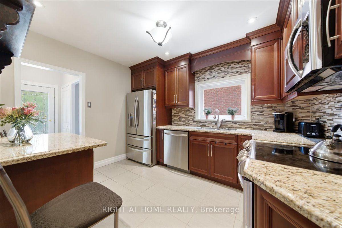 Photo 9 of 188 Queens Avenue, Etobicoke, Mimico — HOMEH
