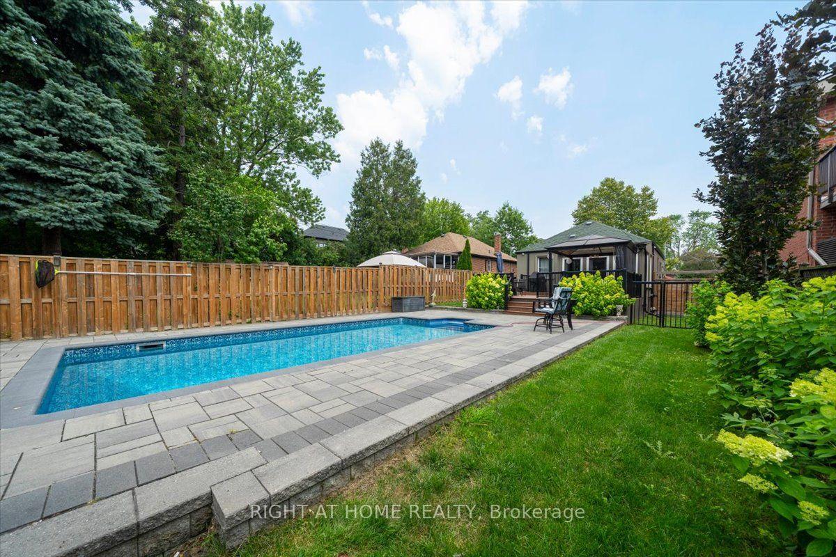 Photo 35 of 188 Queens Avenue, Etobicoke, Mimico — HOMEH
