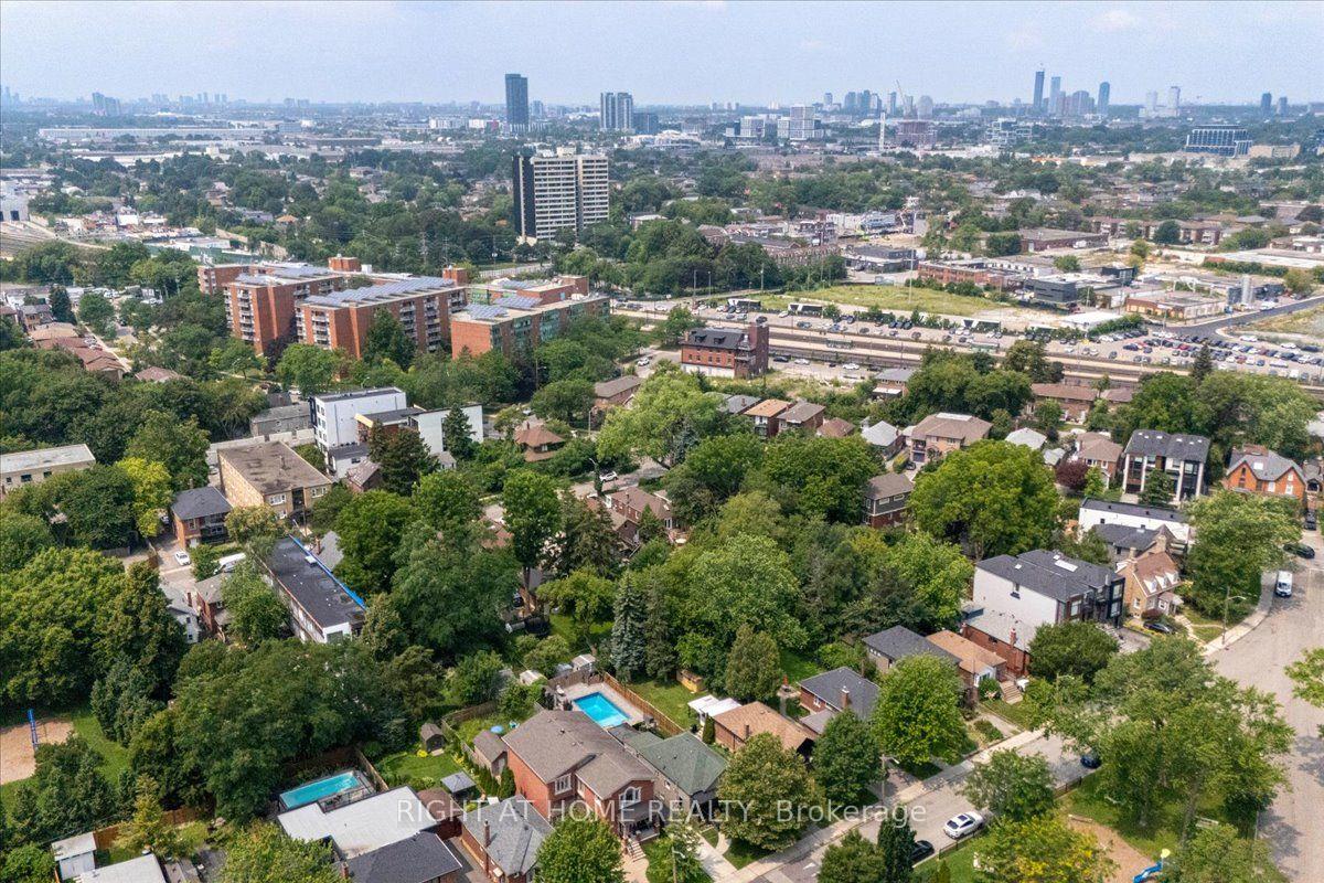 Photo 42 of 188 Queens Avenue, Etobicoke, Mimico — HOMEH