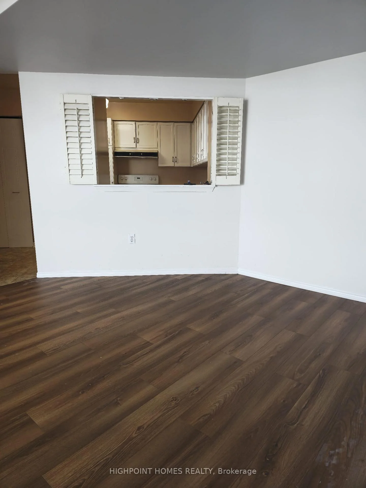 Photo 12 of Unit 706, 11 Thorncliffe Park Drive, Toronto, Thorncliffe Park — HOMEH