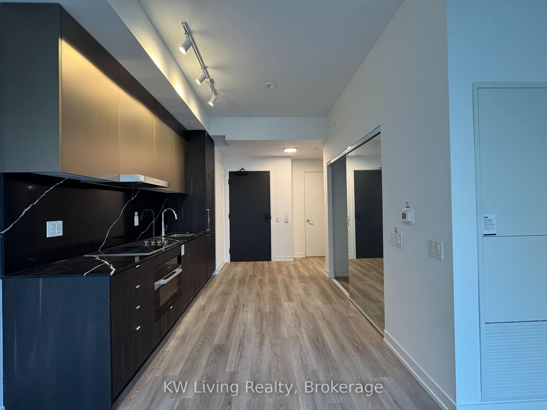 Photo 4 of Unit 307, 771 Yonge Street, Toronto, Rosedale-Moore Park — HOMEH