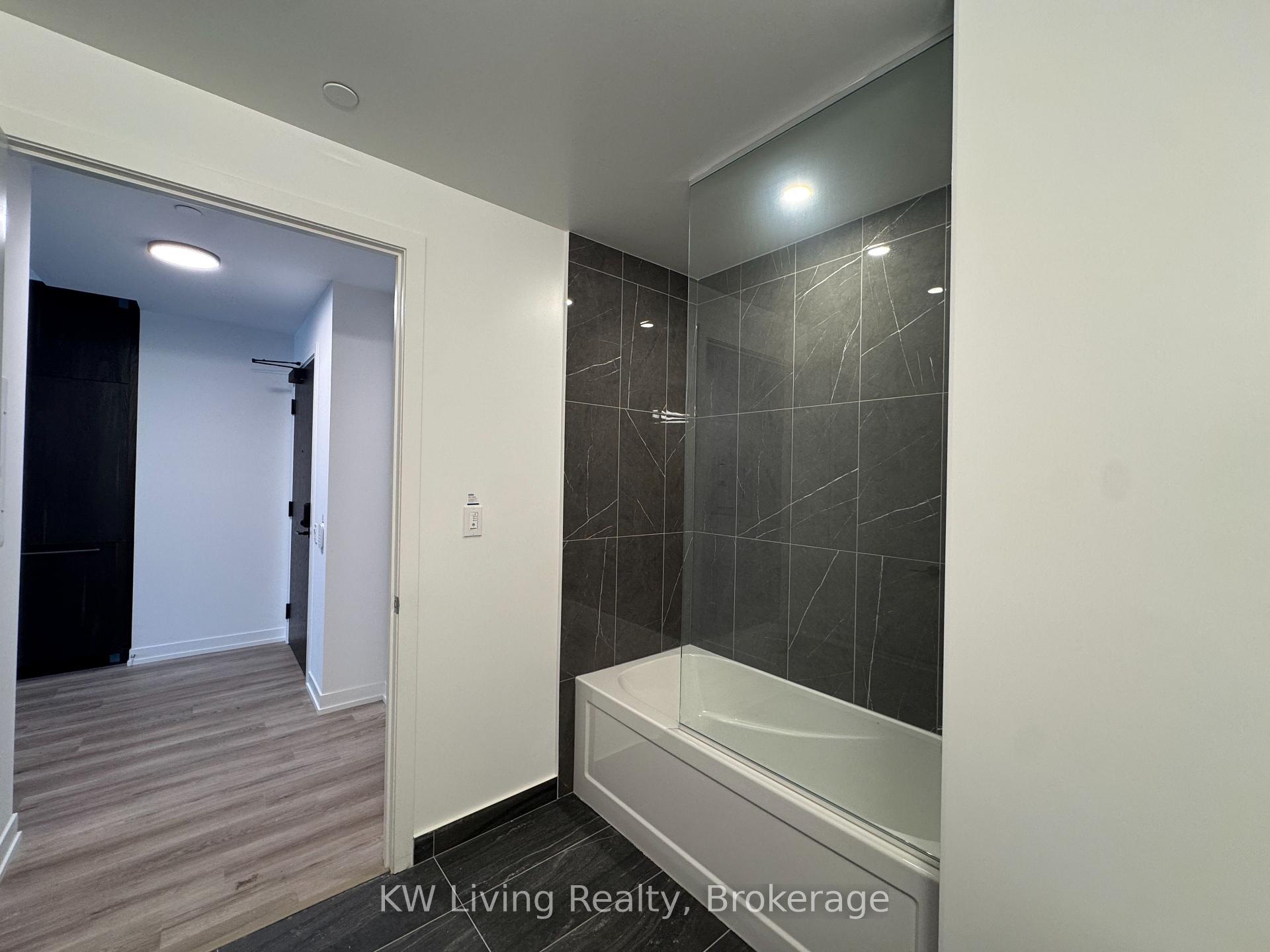 Photo 7 of Unit 307, 771 Yonge Street, Toronto, Rosedale-Moore Park — HOMEH