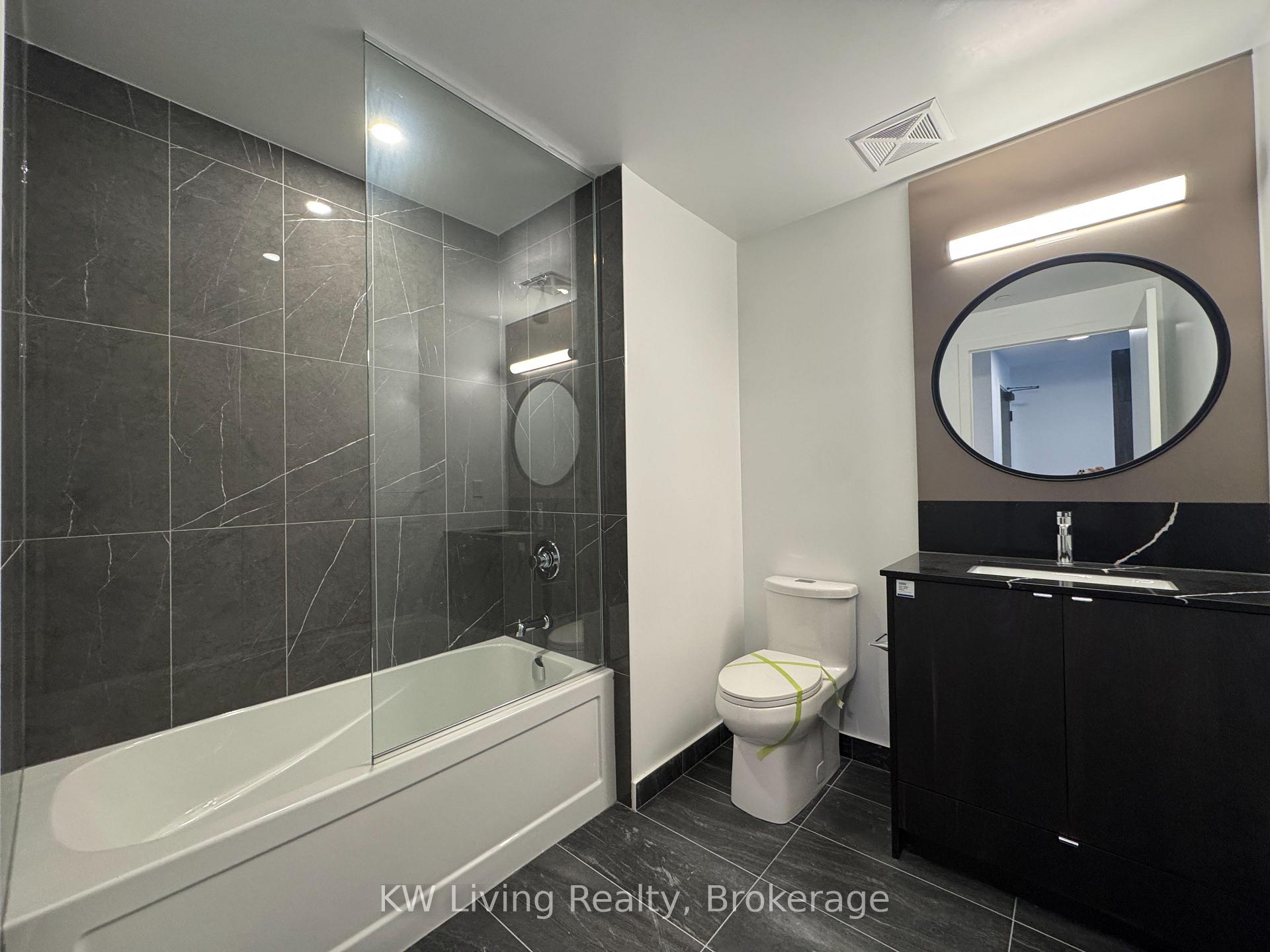 Photo 8 of Unit 307, 771 Yonge Street, Toronto, Rosedale-Moore Park — HOMEH
