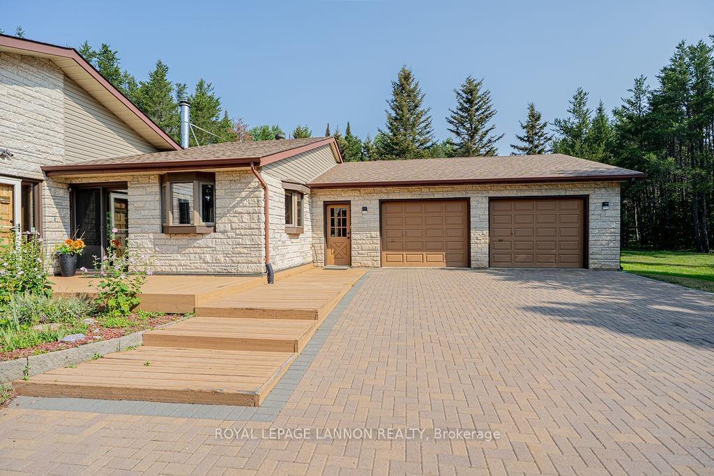 Photo 4 of 4600 Mapleward Rd., Thunder Bay, McIntyre South — HOMEH