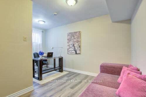 Photo 3 of 10 Eaglewing Court E, Scarborough, Morningside — HOMEH