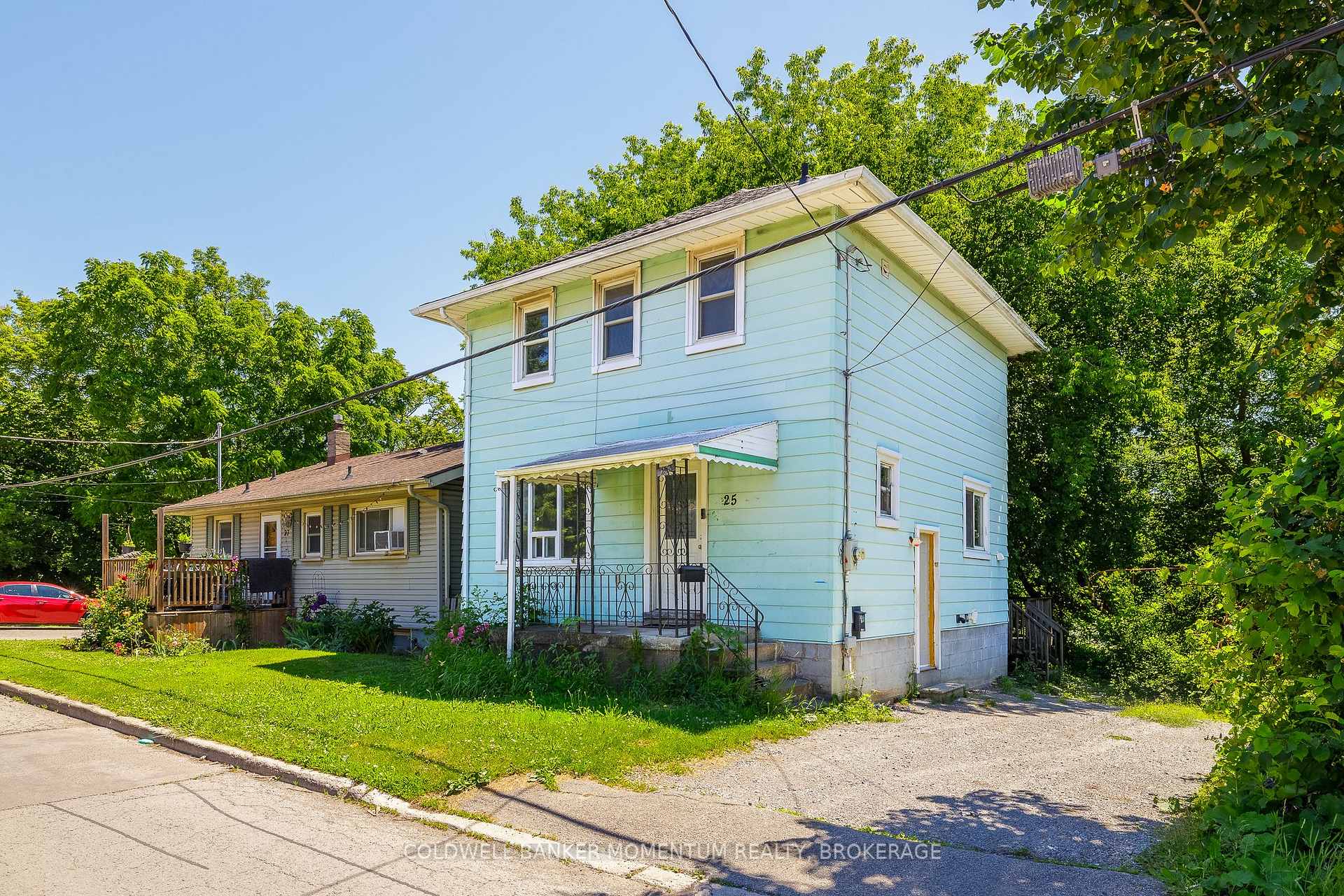 Photo 1 of 25 Gale Crescent, St. Catharines, E. Chester — HOMEH
