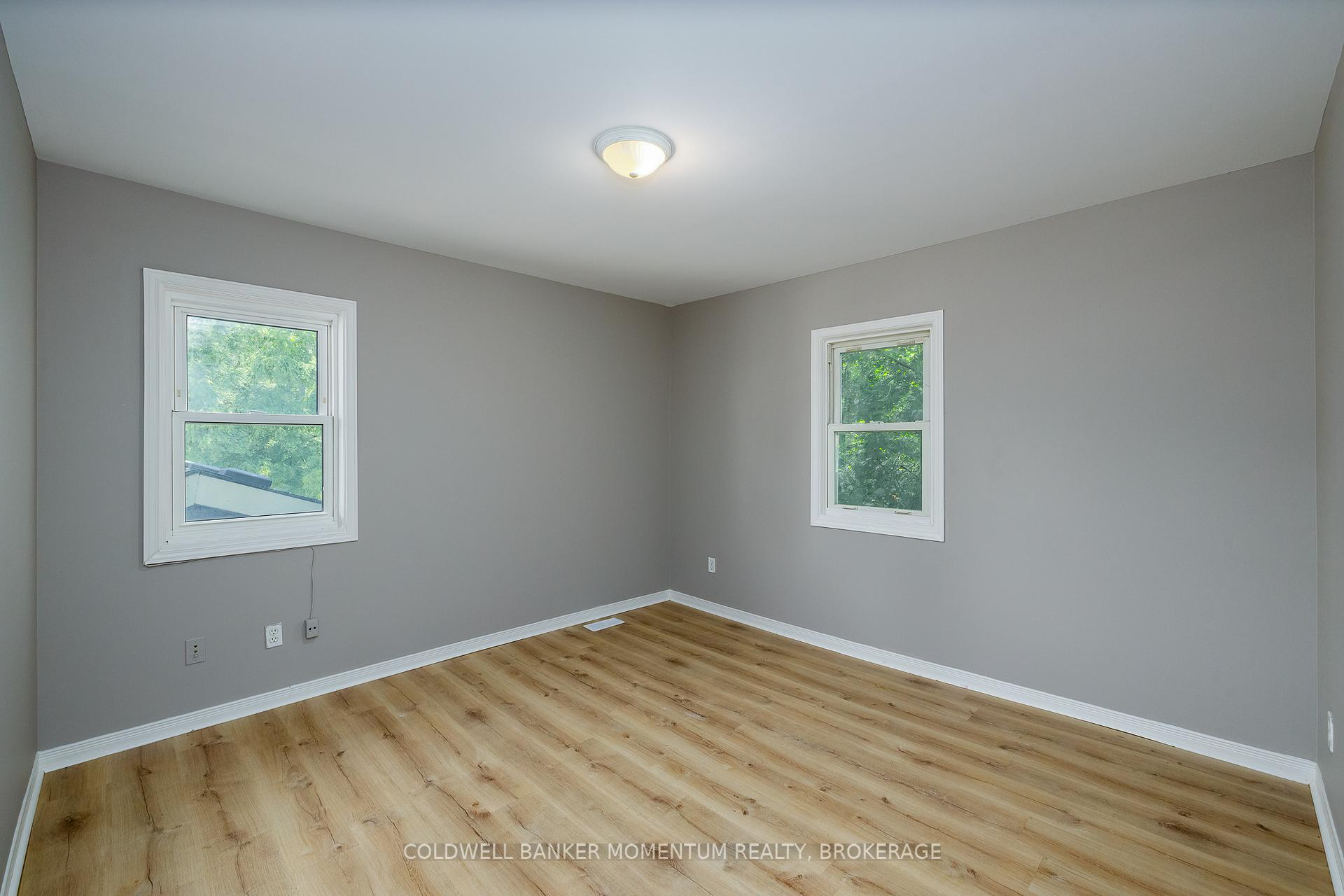 Photo 20 of 25 Gale Crescent, St. Catharines, E. Chester — HOMEH