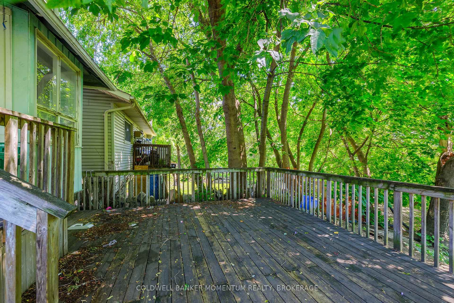 Photo 31 of 25 Gale Crescent, St. Catharines, E. Chester — HOMEH