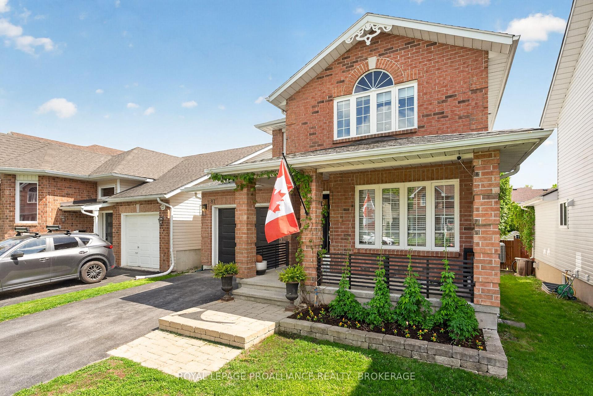 Photo 2 of 87 Dalgleish Avenue, Kingston, Kingston East (Incl Barret Crt) — HOMEH
