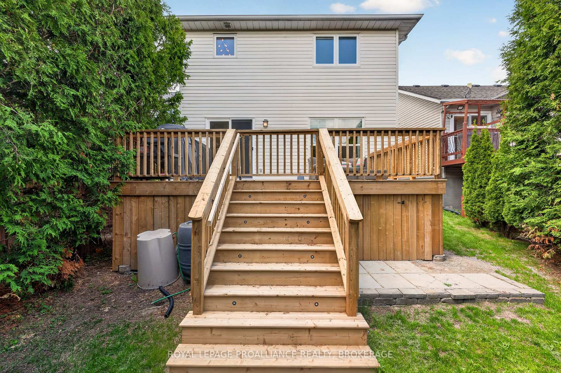 Photo 46 of 87 Dalgleish Avenue, Kingston, Kingston East (Incl Barret Crt) — HOMEH