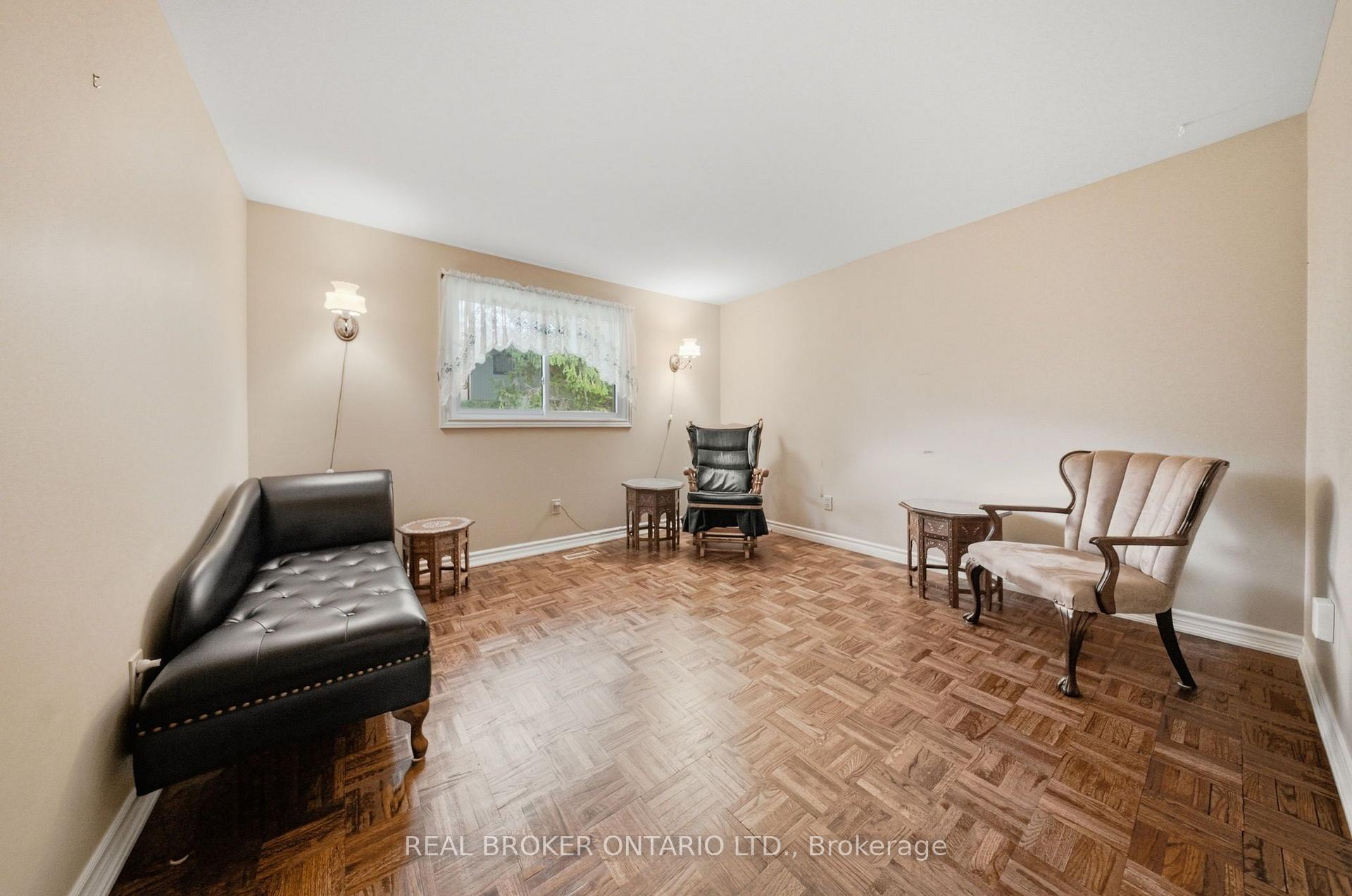 Photo 24 of 3157 Palmer Drive, Burlington, Palmer — HOMEH