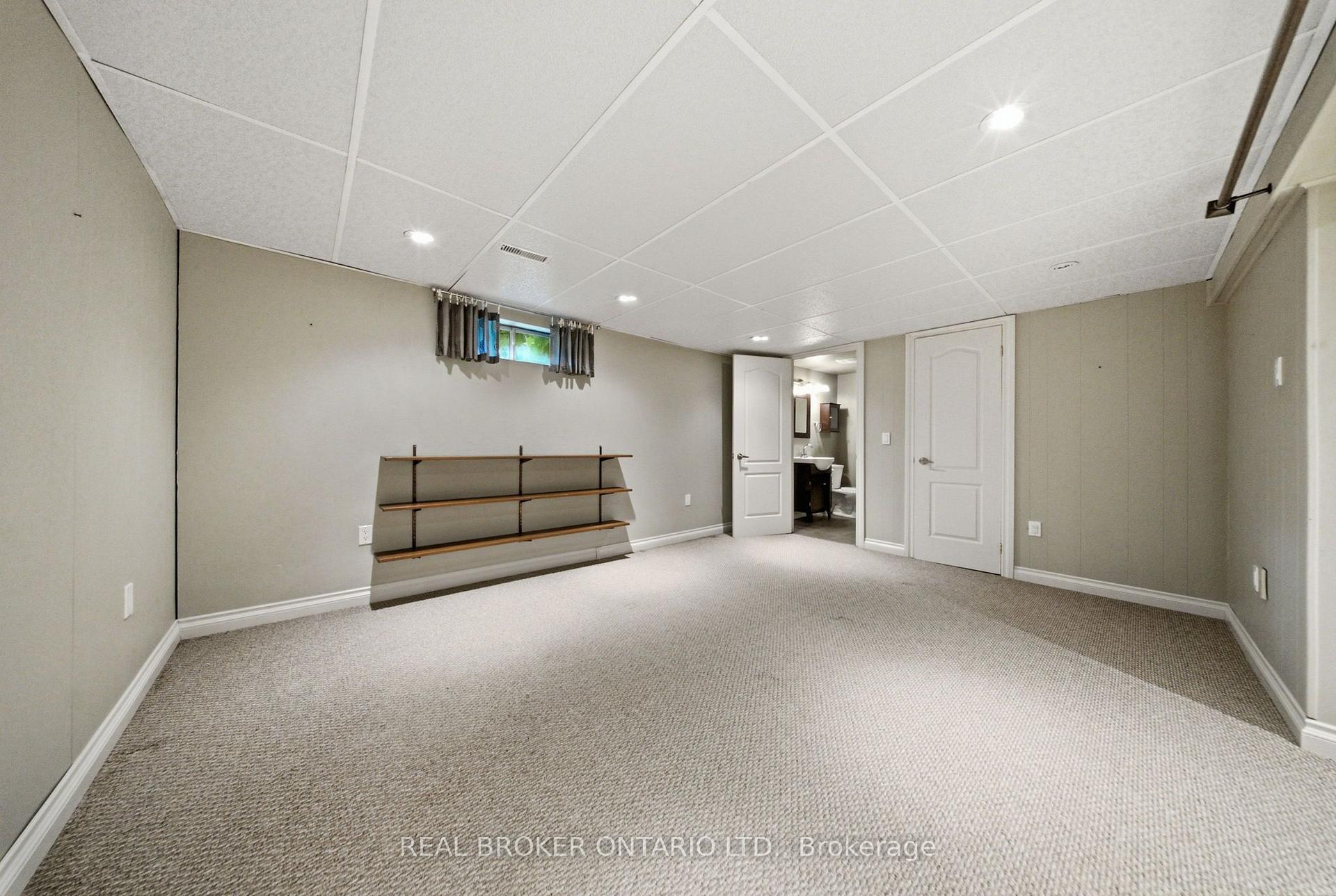 Photo 28 of 3157 Palmer Drive, Burlington, Palmer — HOMEH