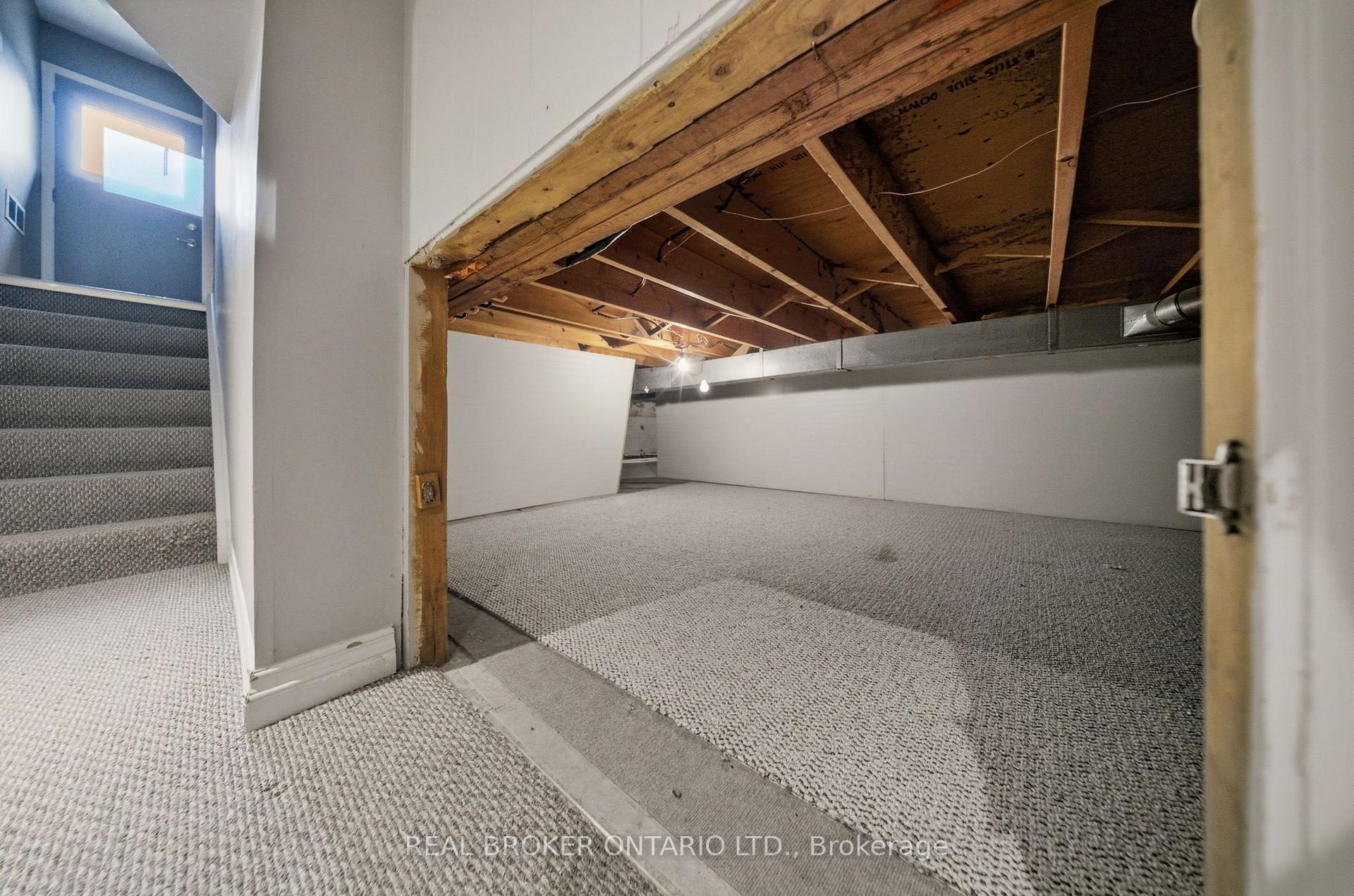 Photo 33 of 3157 Palmer Drive, Burlington, Palmer — HOMEH