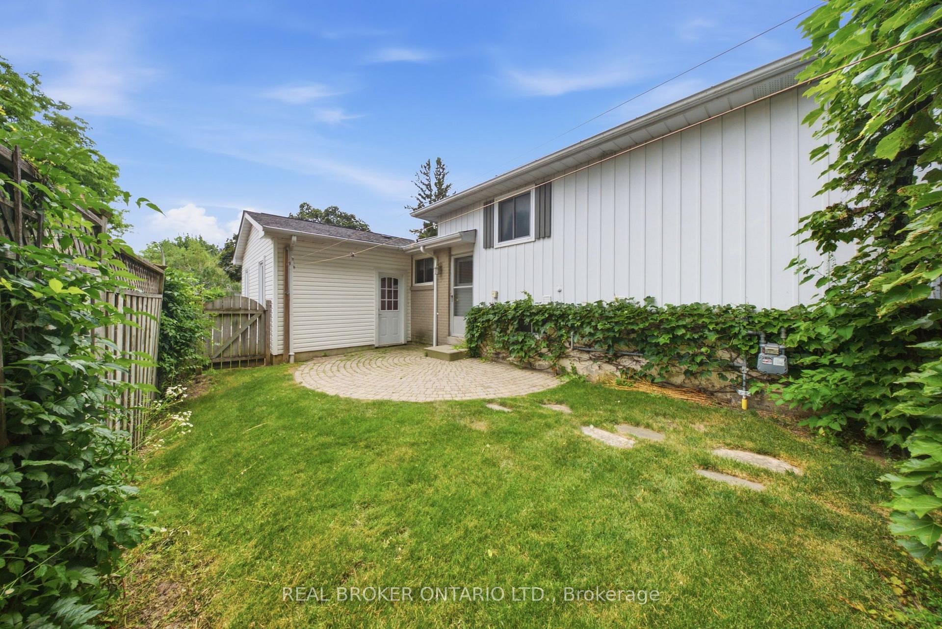Photo 37 of 3157 Palmer Drive, Burlington, Palmer — HOMEH
