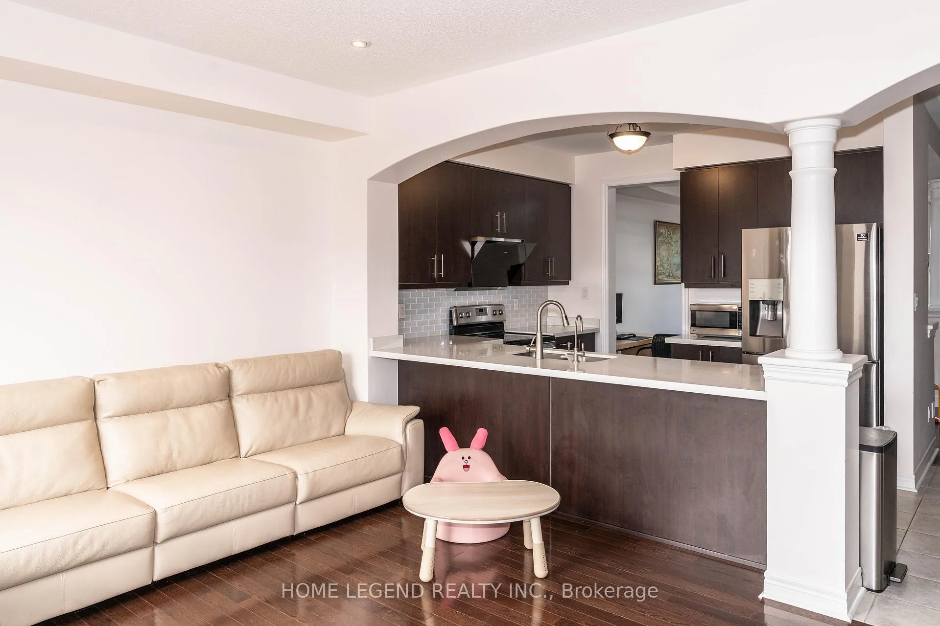 Photo 4 of 5 Earnshaw Drive, Markham, Victoria Square — HOMEH