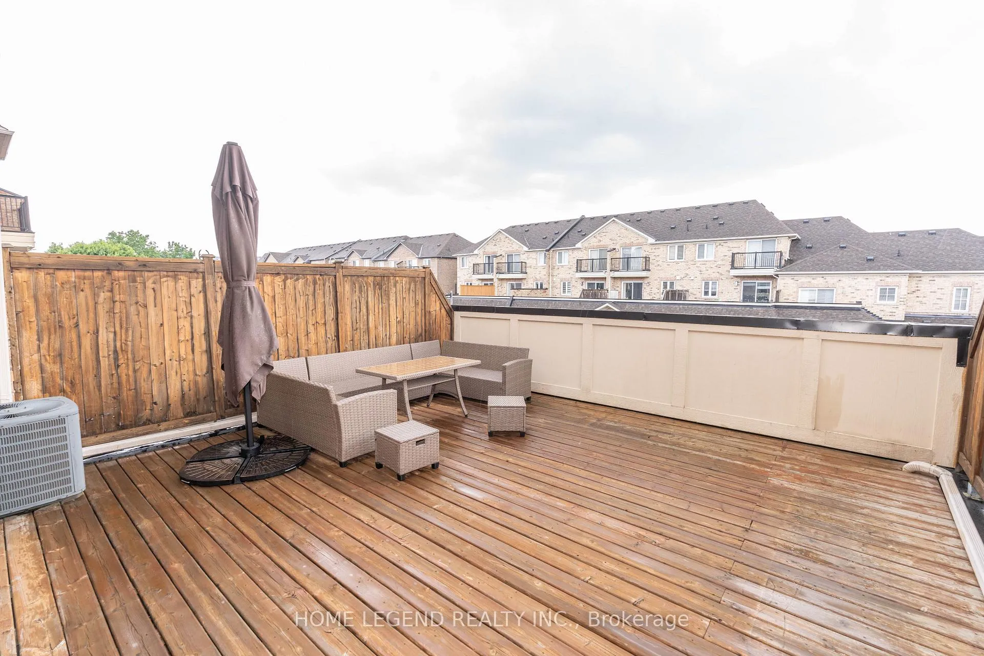 Photo 11 of 5 Earnshaw Drive, Markham, Victoria Square — HOMEH