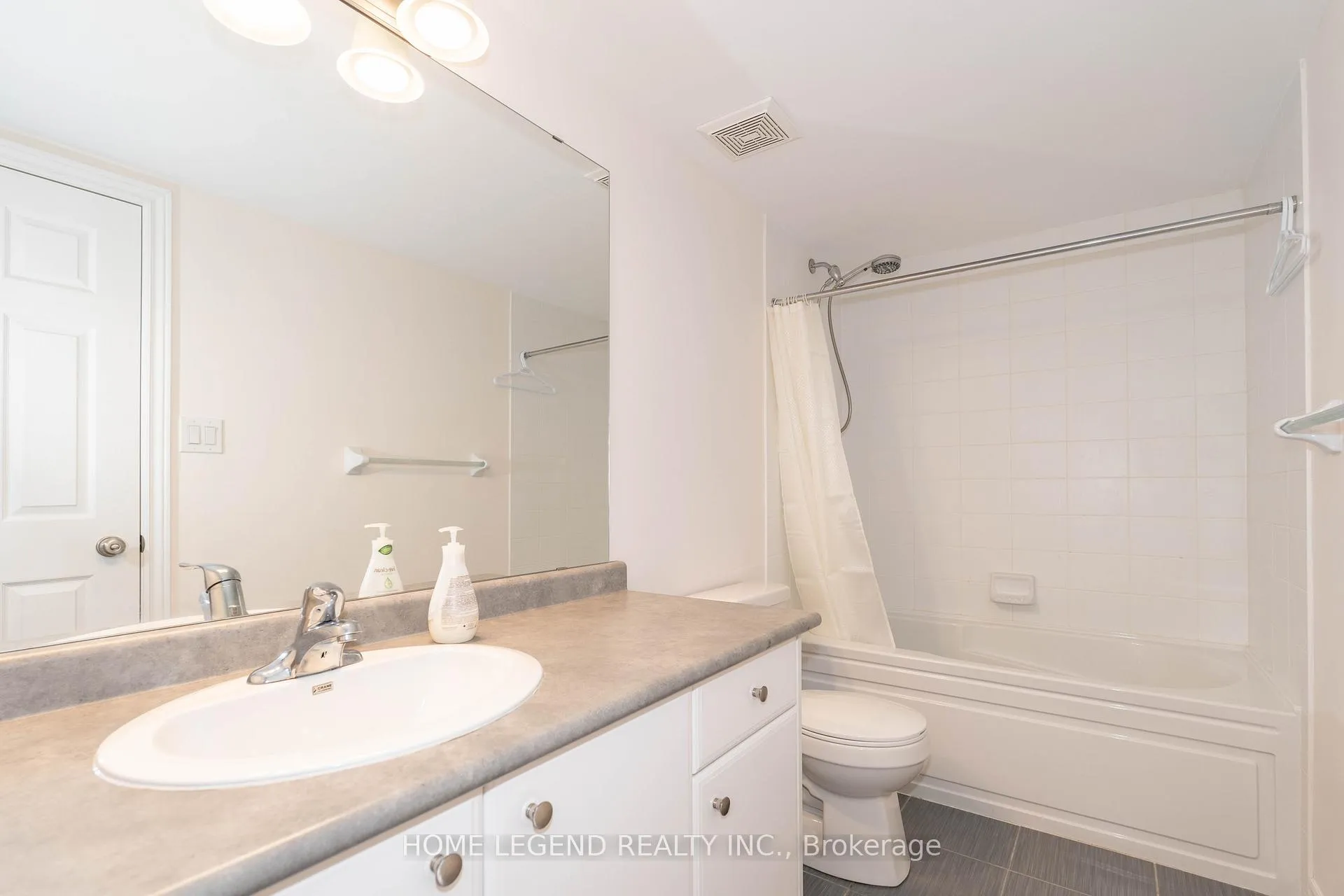 Photo 24 of 5 Earnshaw Drive, Markham, Victoria Square — HOMEH