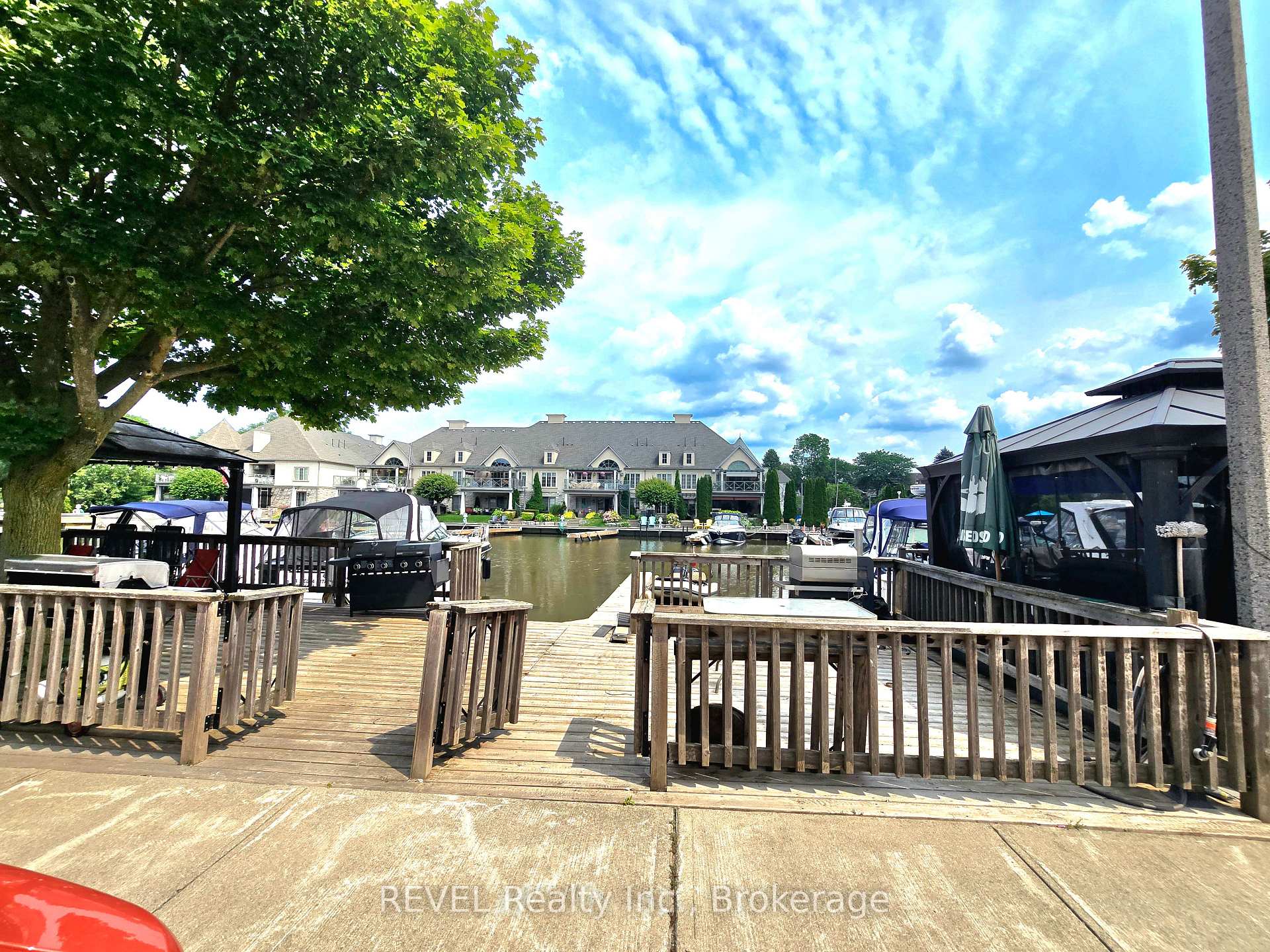 Photo 4 of Unit 2, 15 Lake Street, Grimsby, Grimsby Beach — HOMEH