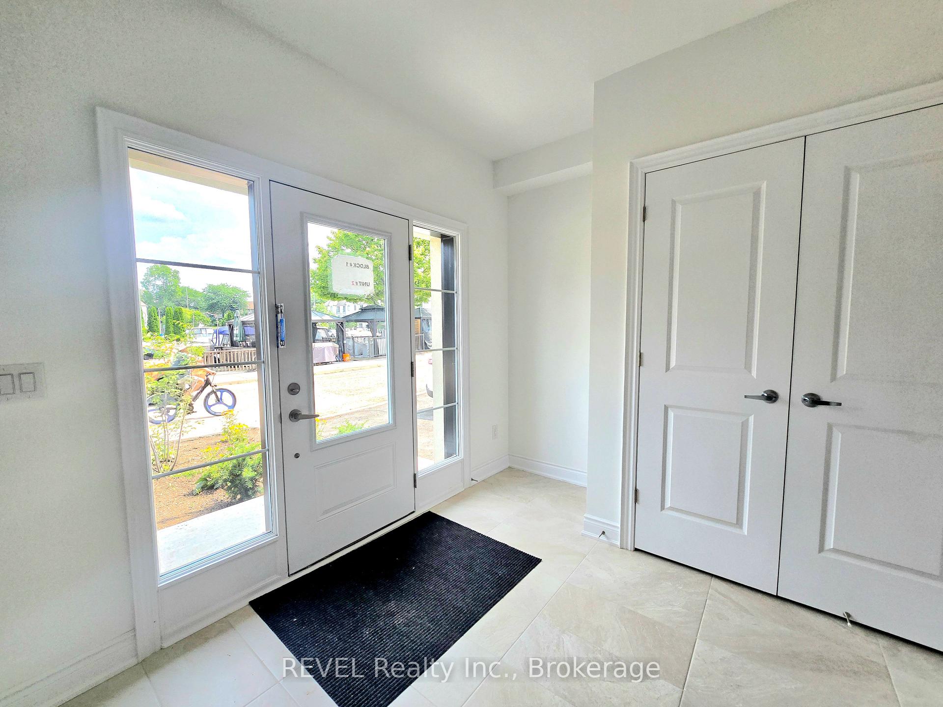 Photo 9 of Unit 2, 15 Lake Street, Grimsby, Grimsby Beach — HOMEH