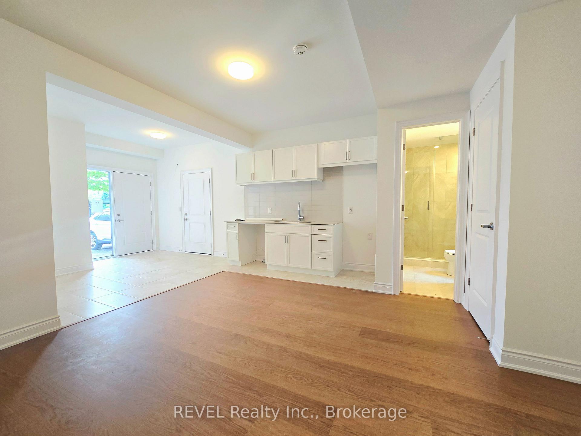 Photo 18 of Unit 2, 15 Lake Street, Grimsby, Grimsby Beach — HOMEH