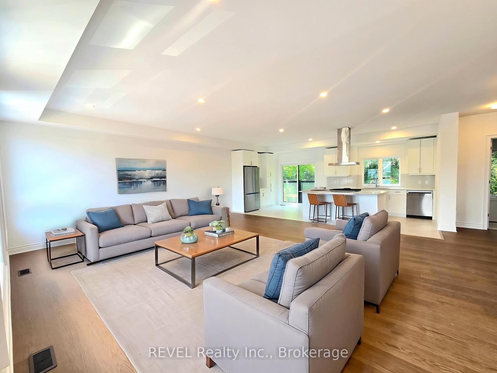 Photo 22 of Unit 2, 15 Lake Street, Grimsby, Grimsby Beach — HOMEH