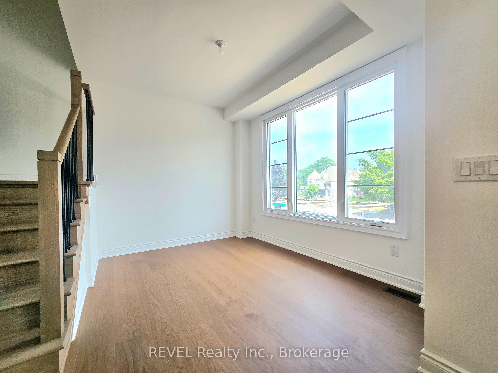 Photo 24 of Unit 2, 15 Lake Street, Grimsby, Grimsby Beach — HOMEH