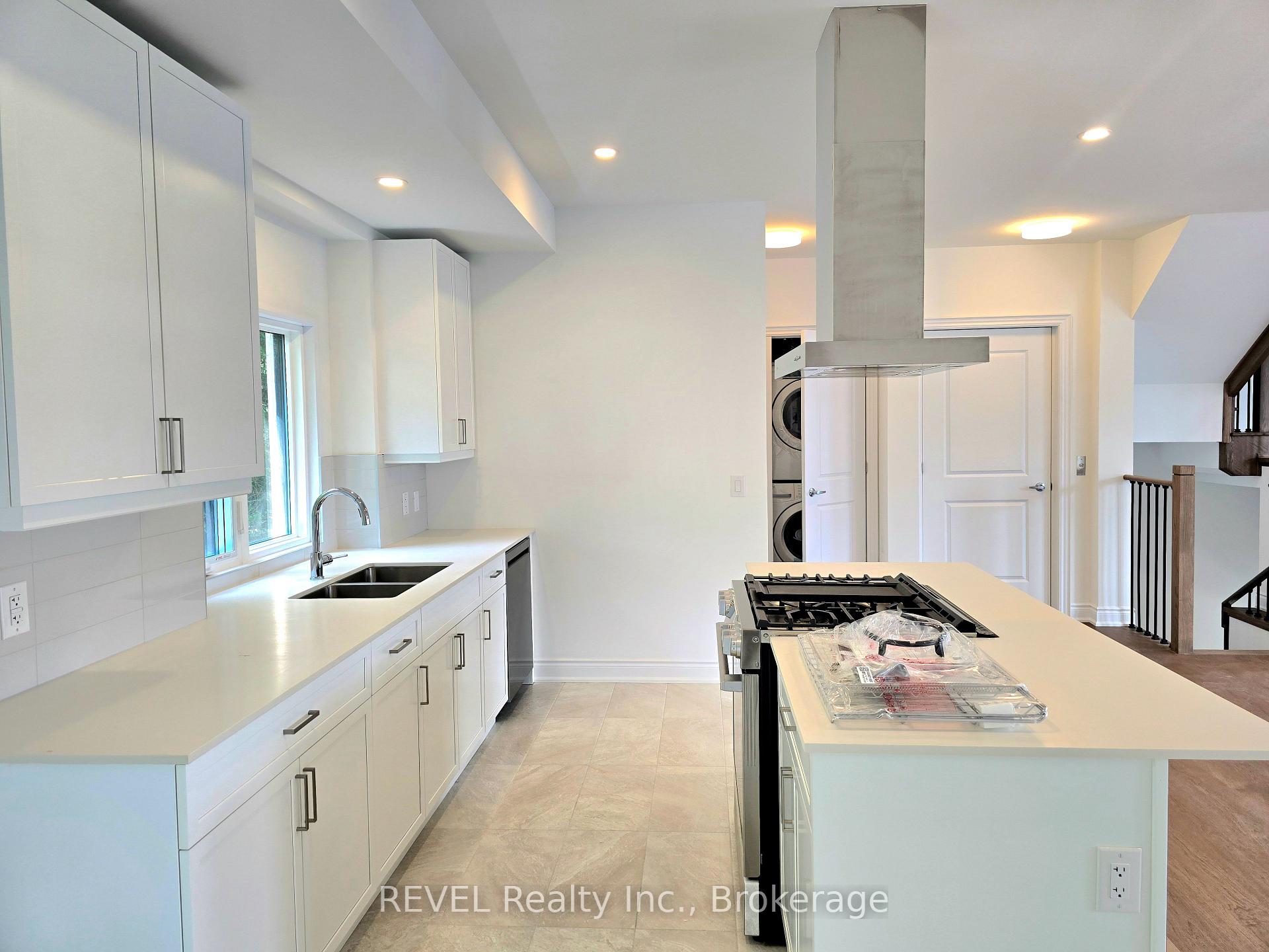 Photo 27 of Unit 2, 15 Lake Street, Grimsby, Grimsby Beach — HOMEH
