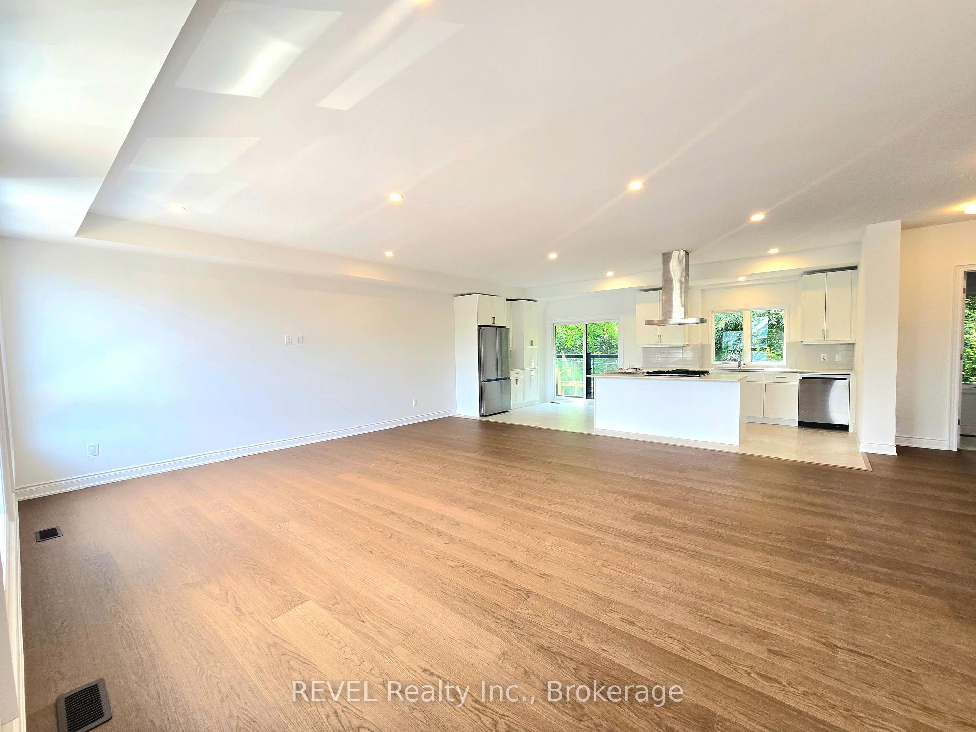 Photo 29 of Unit 2, 15 Lake Street, Grimsby, Grimsby Beach — HOMEH