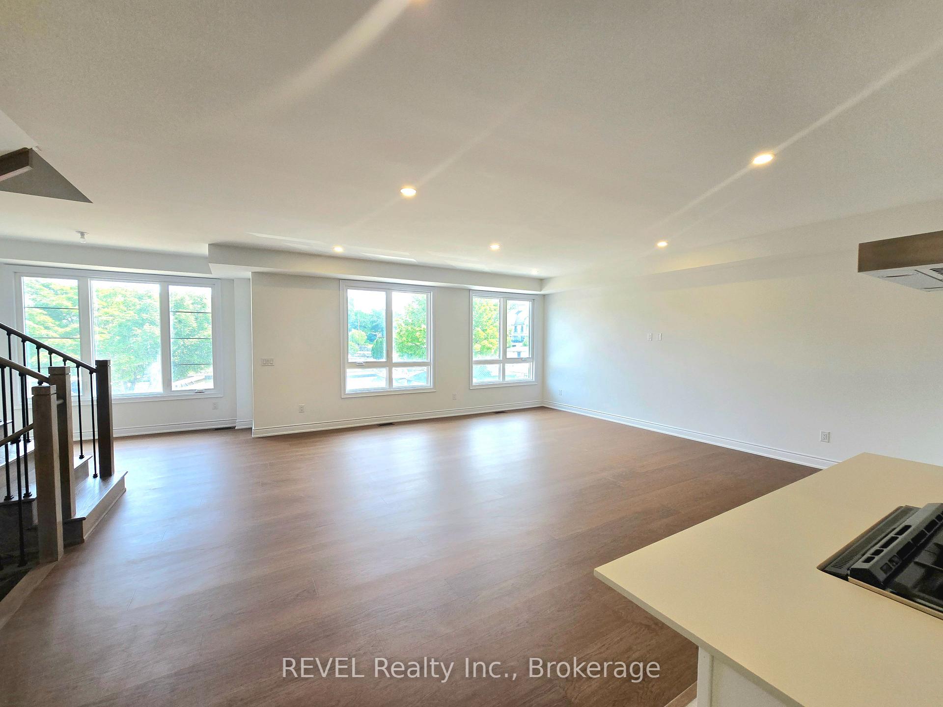 Photo 30 of Unit 2, 15 Lake Street, Grimsby, Grimsby Beach — HOMEH