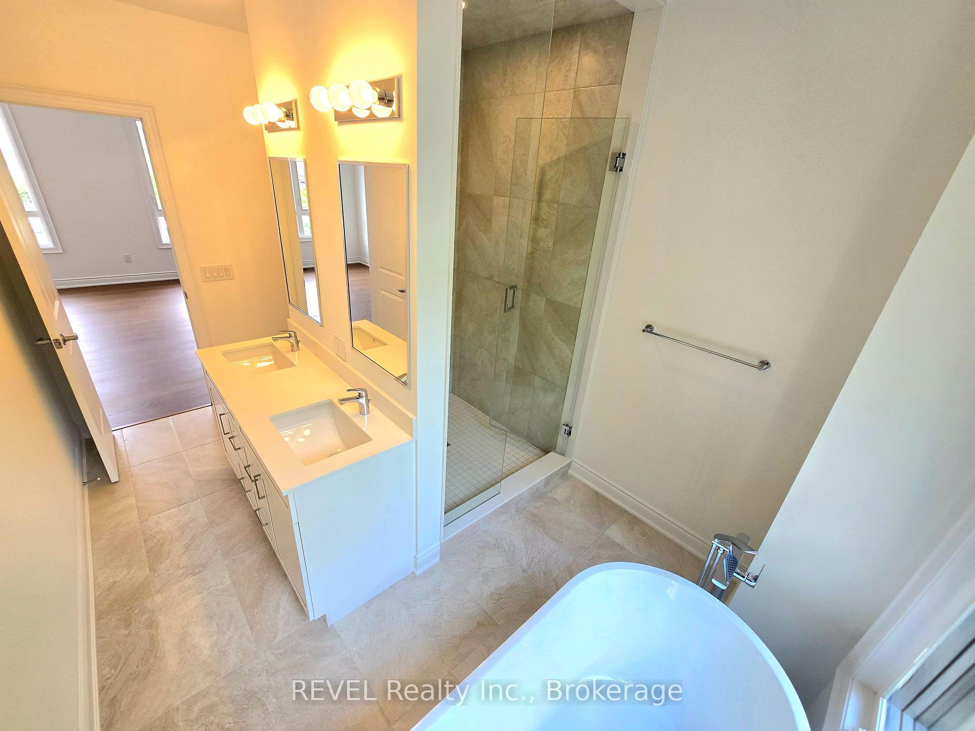 Photo 36 of Unit 2, 15 Lake Street, Grimsby, Grimsby Beach — HOMEH