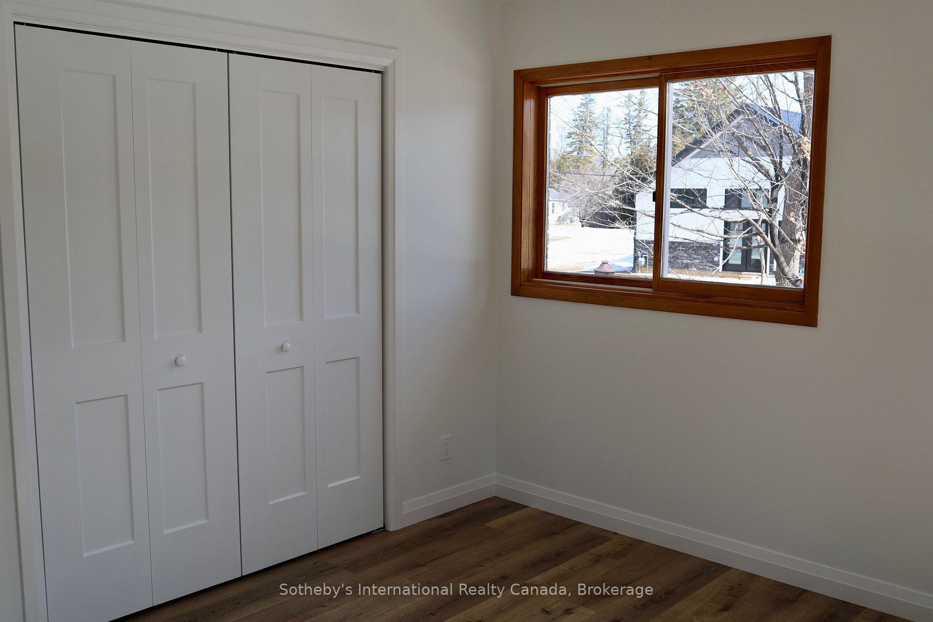 Photo 11 of Unit A, 22 Melville Street, Clearview, Nottawa — HOMEH