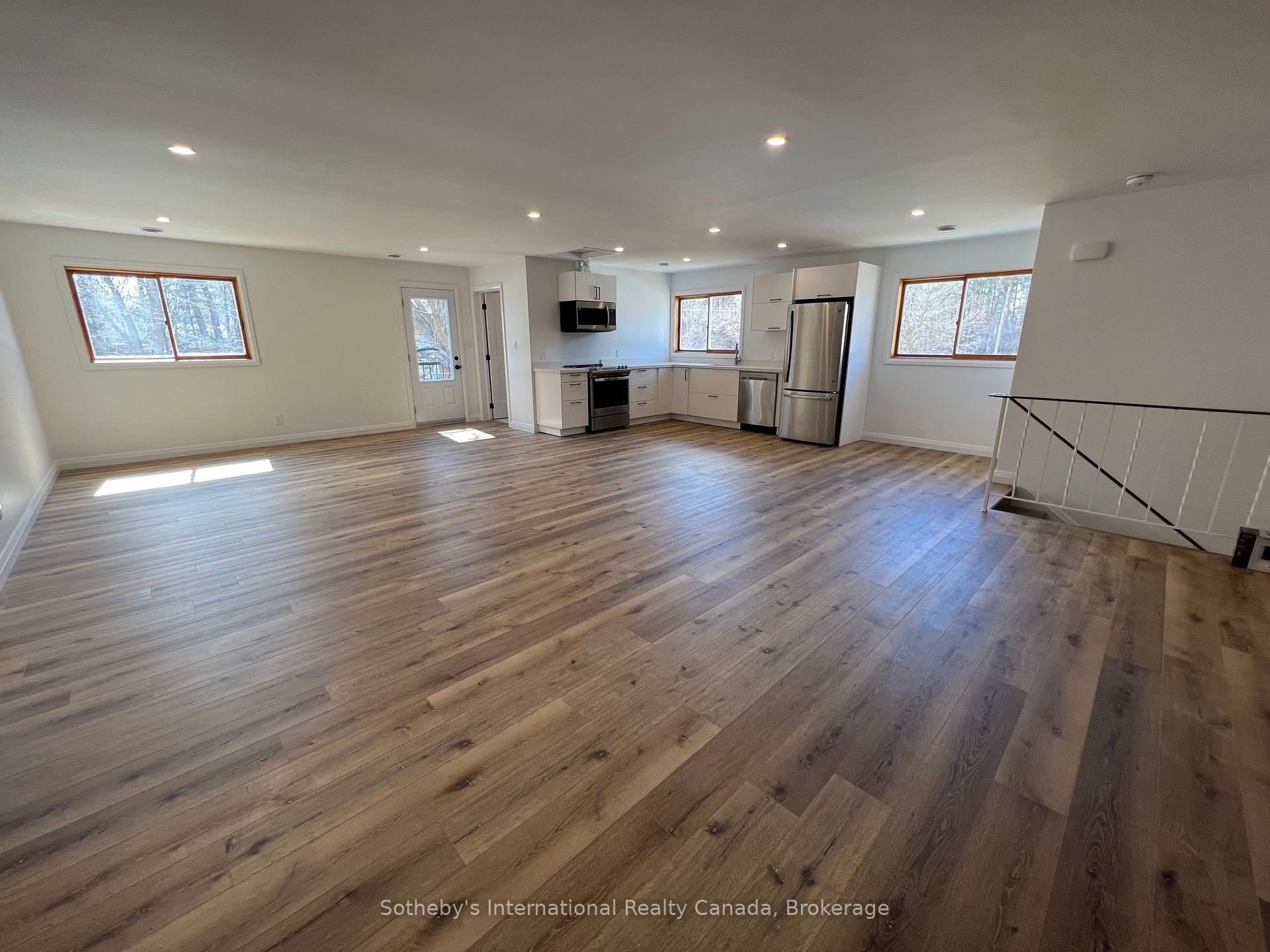Photo 16 of Unit A, 22 Melville Street, Clearview, Nottawa — HOMEH